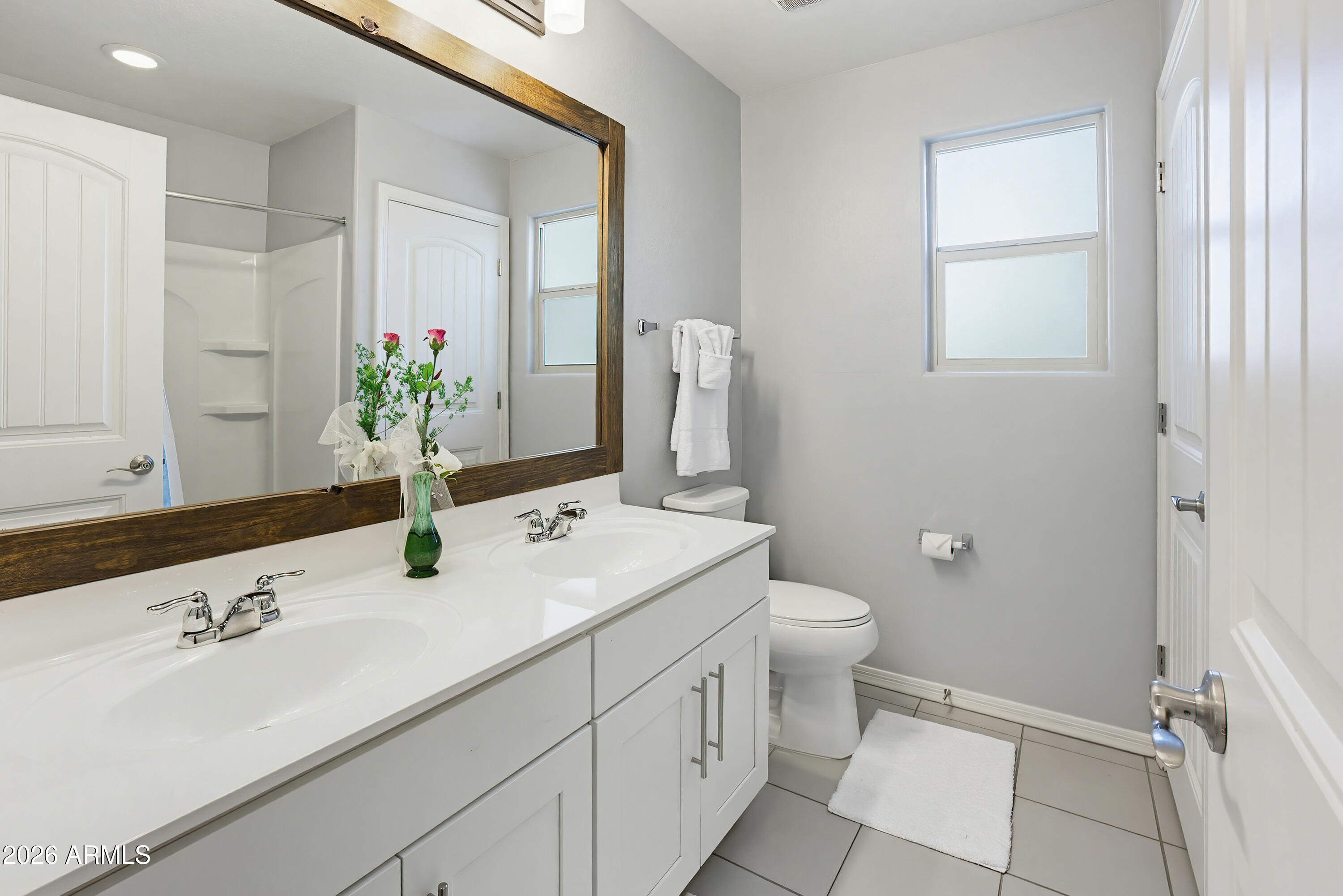 4660 E TIERRA BUENA Lane