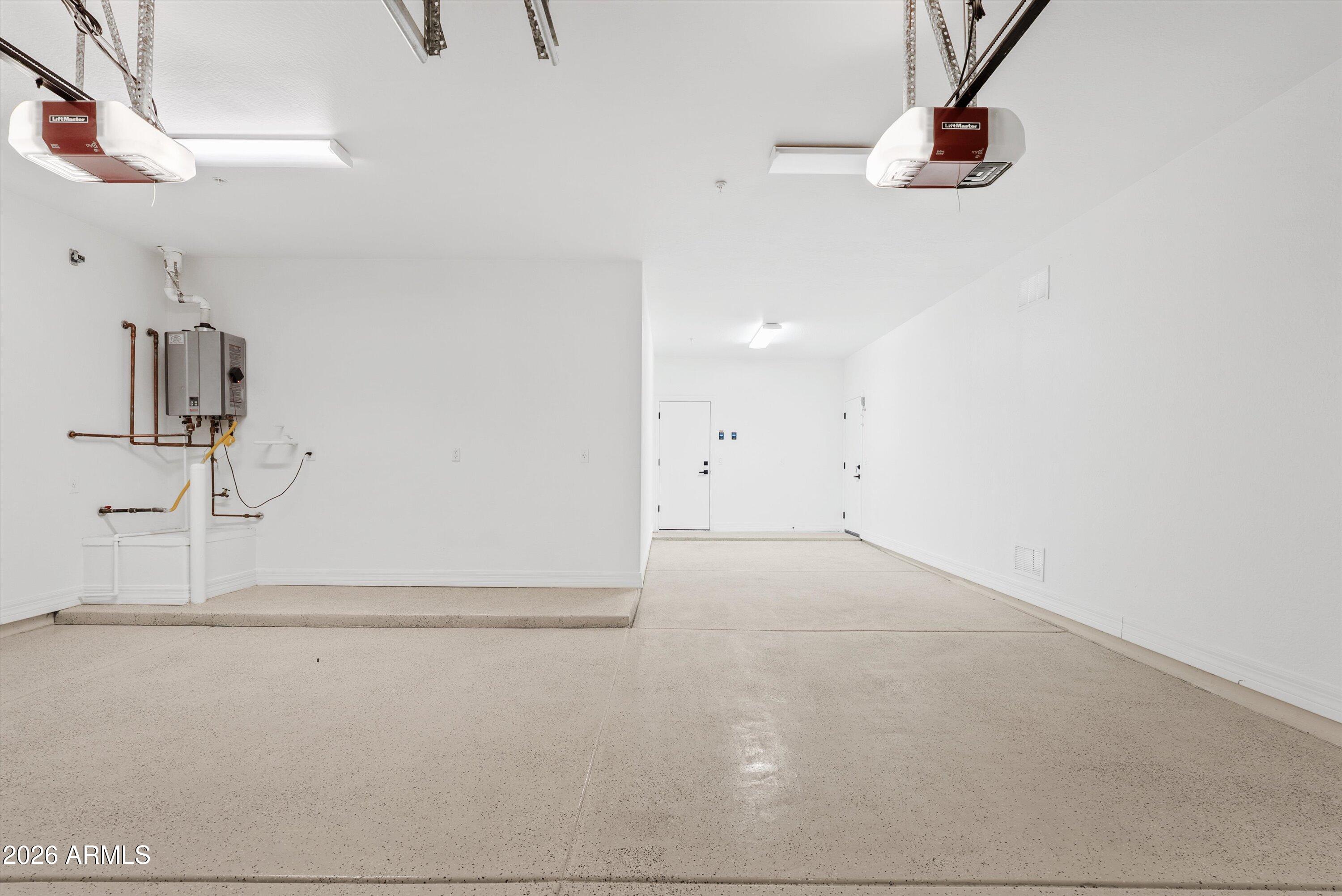 9782 E SOUTH BEND Drive