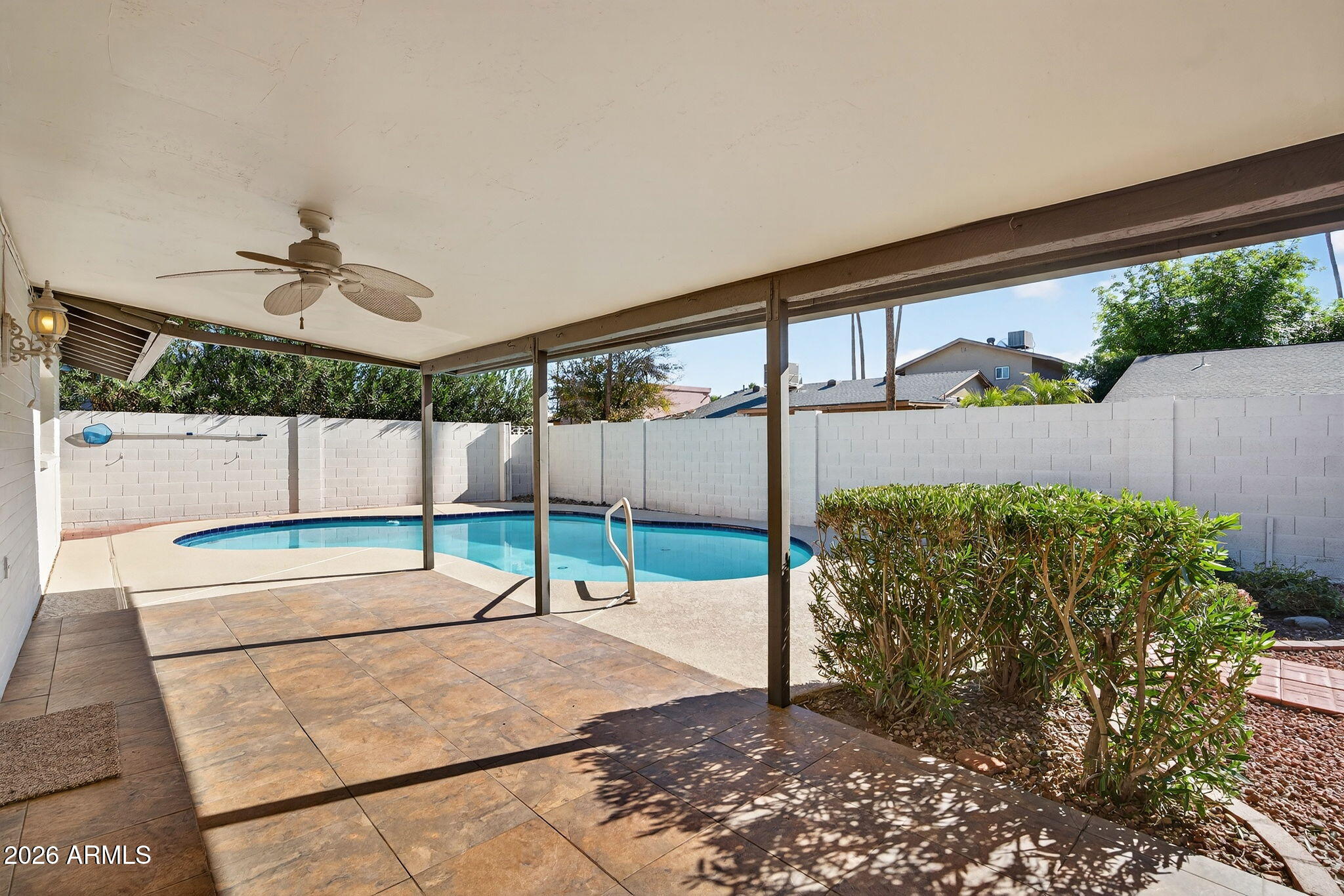 1725 E LA JOLLA Drive