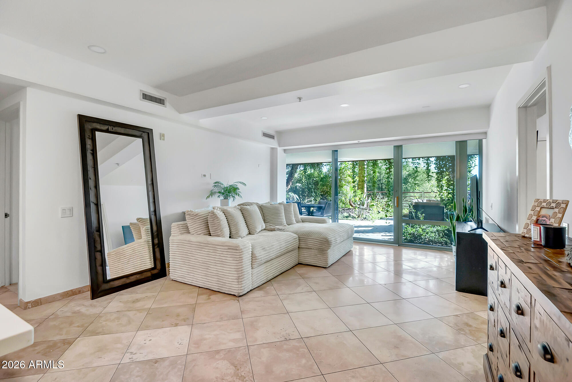 7167 E RANCHO VISTA Drive 2007