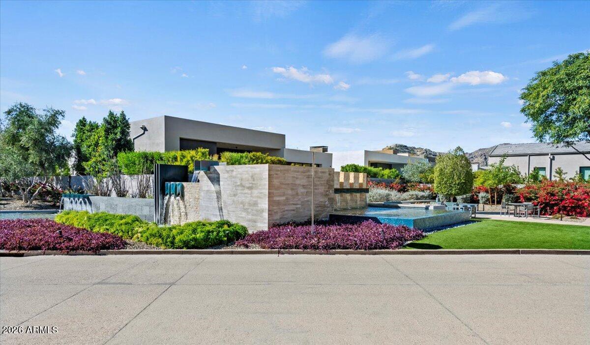 6982 E JOSHUA TREE Lane