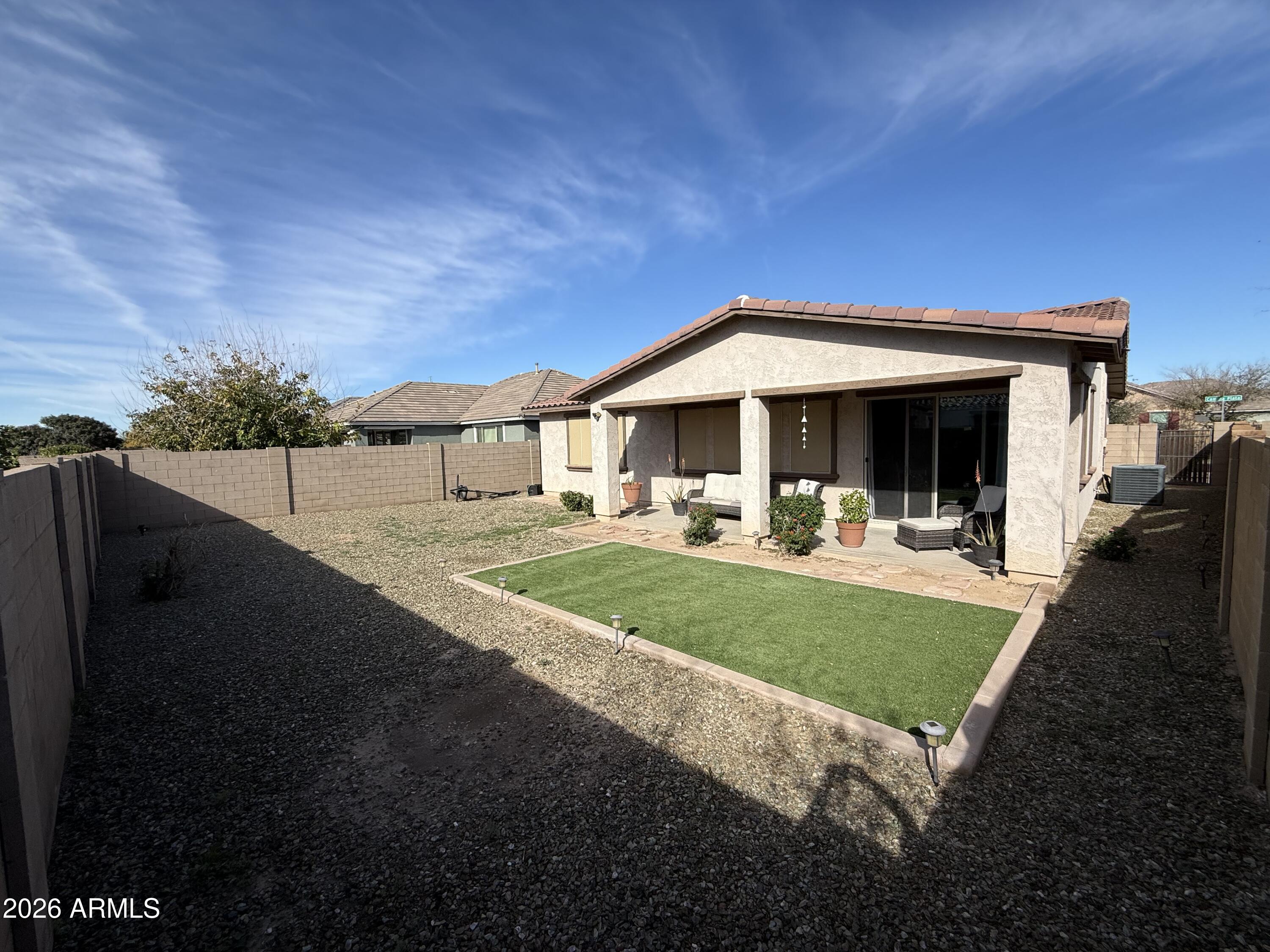 22569 E CAMINA PLATA