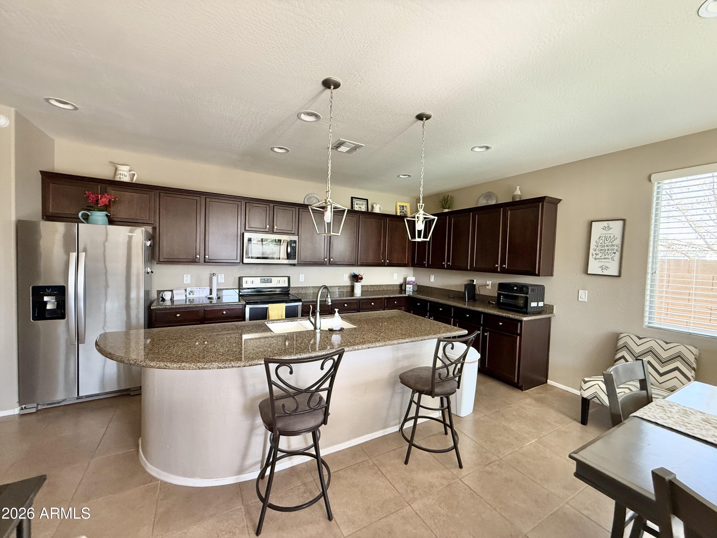 22569 E CAMINA PLATA