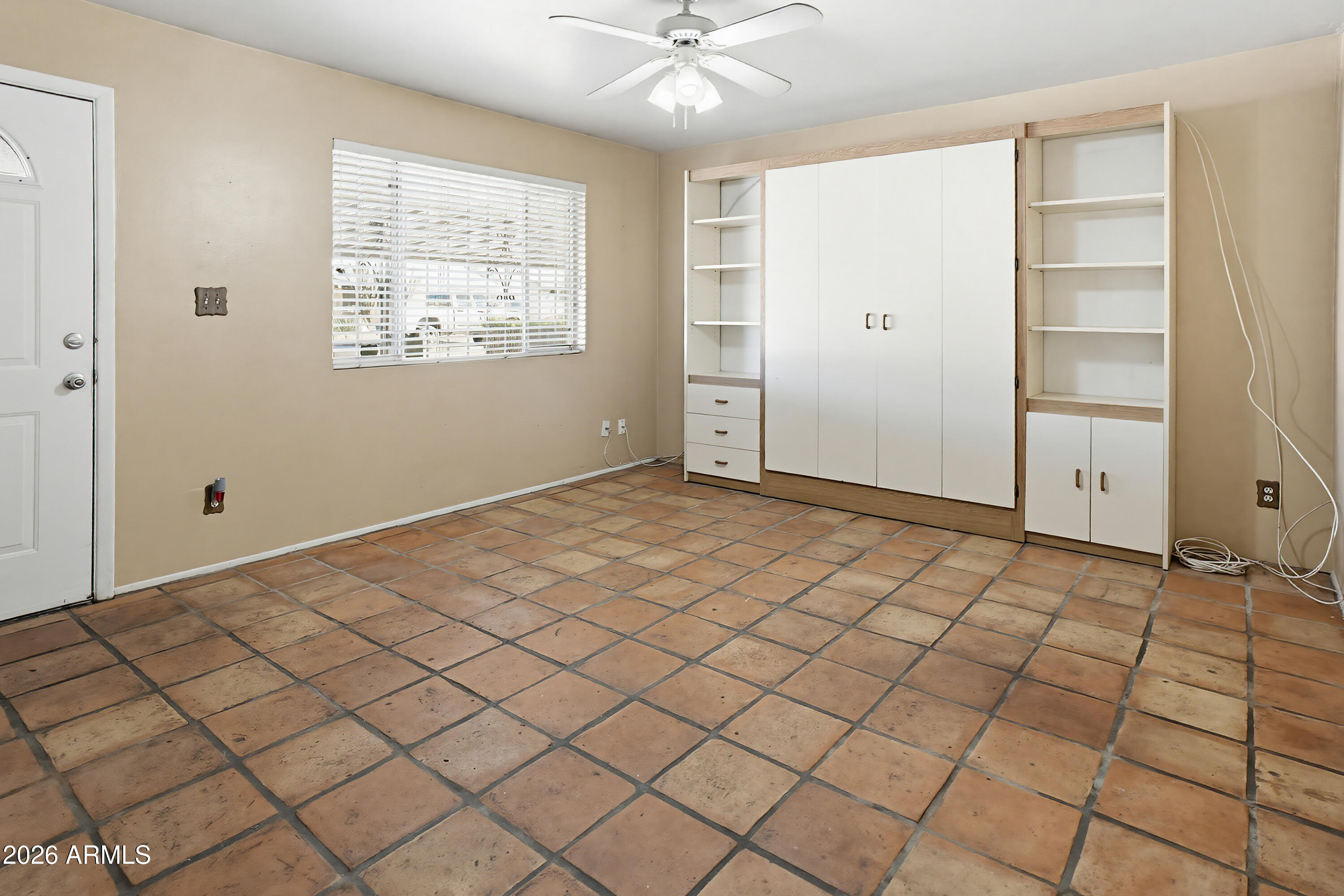 3713 W LAS PALMARITAS Drive