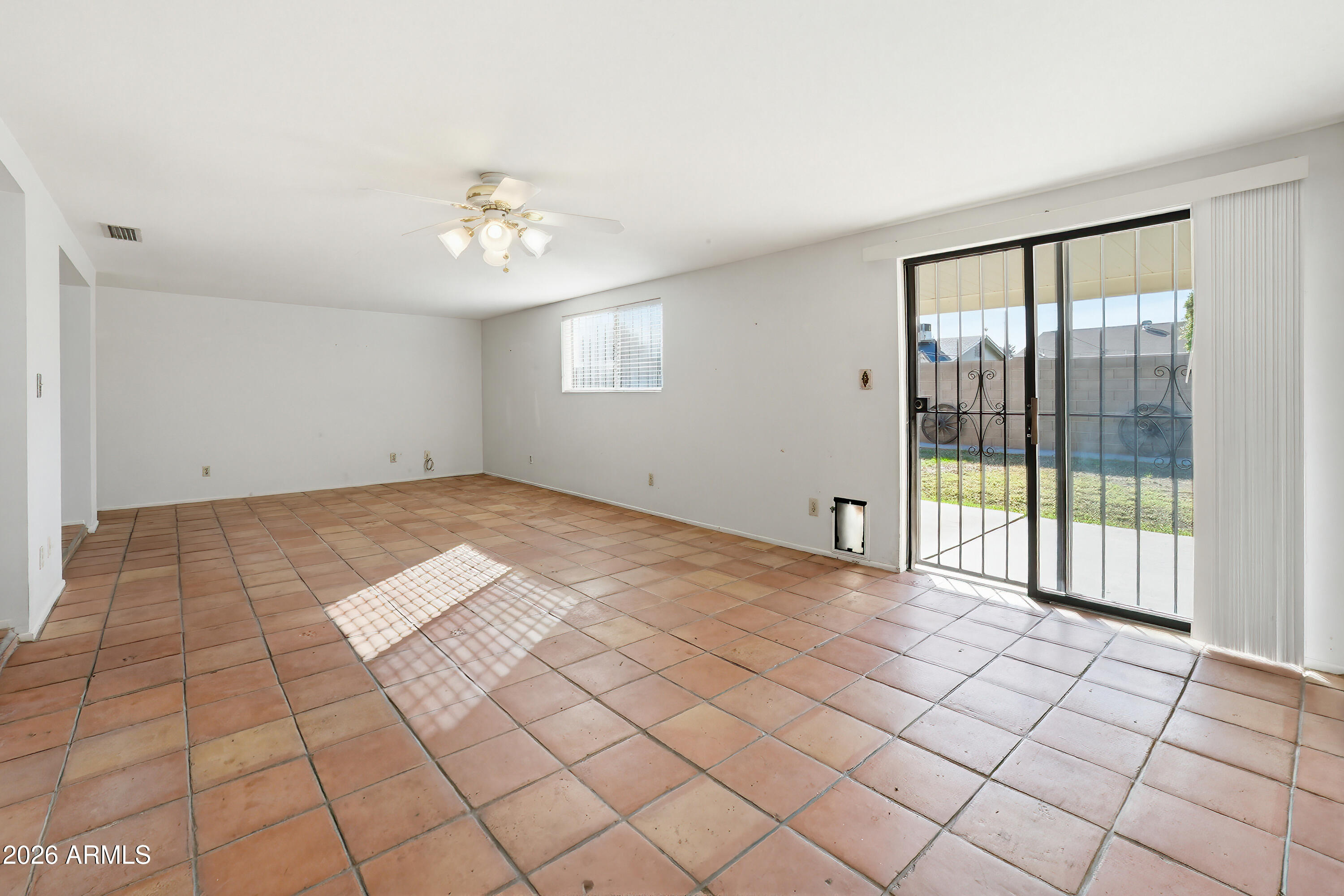 3713 W LAS PALMARITAS Drive