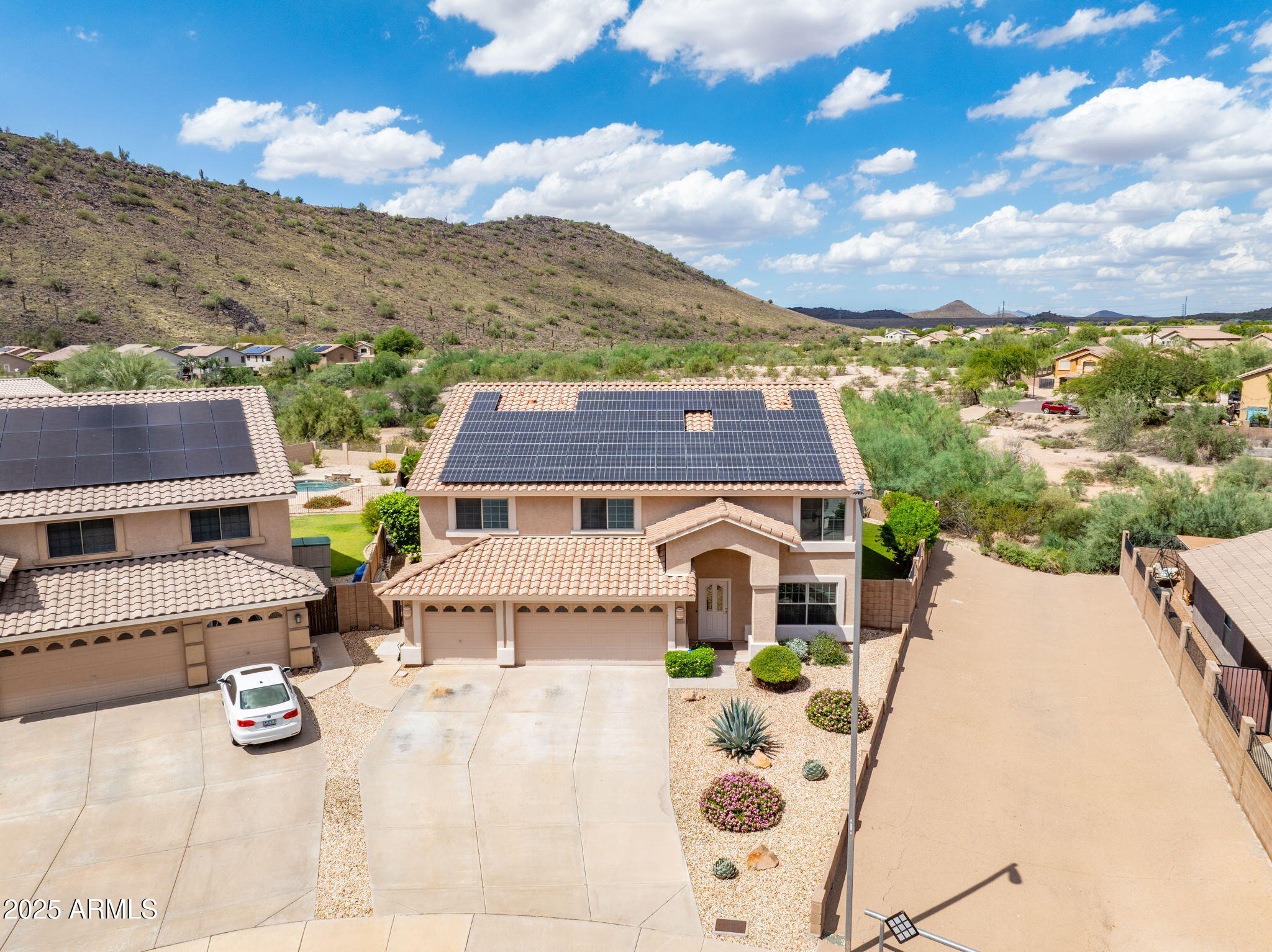 2120 E VISTA BONITA Drive