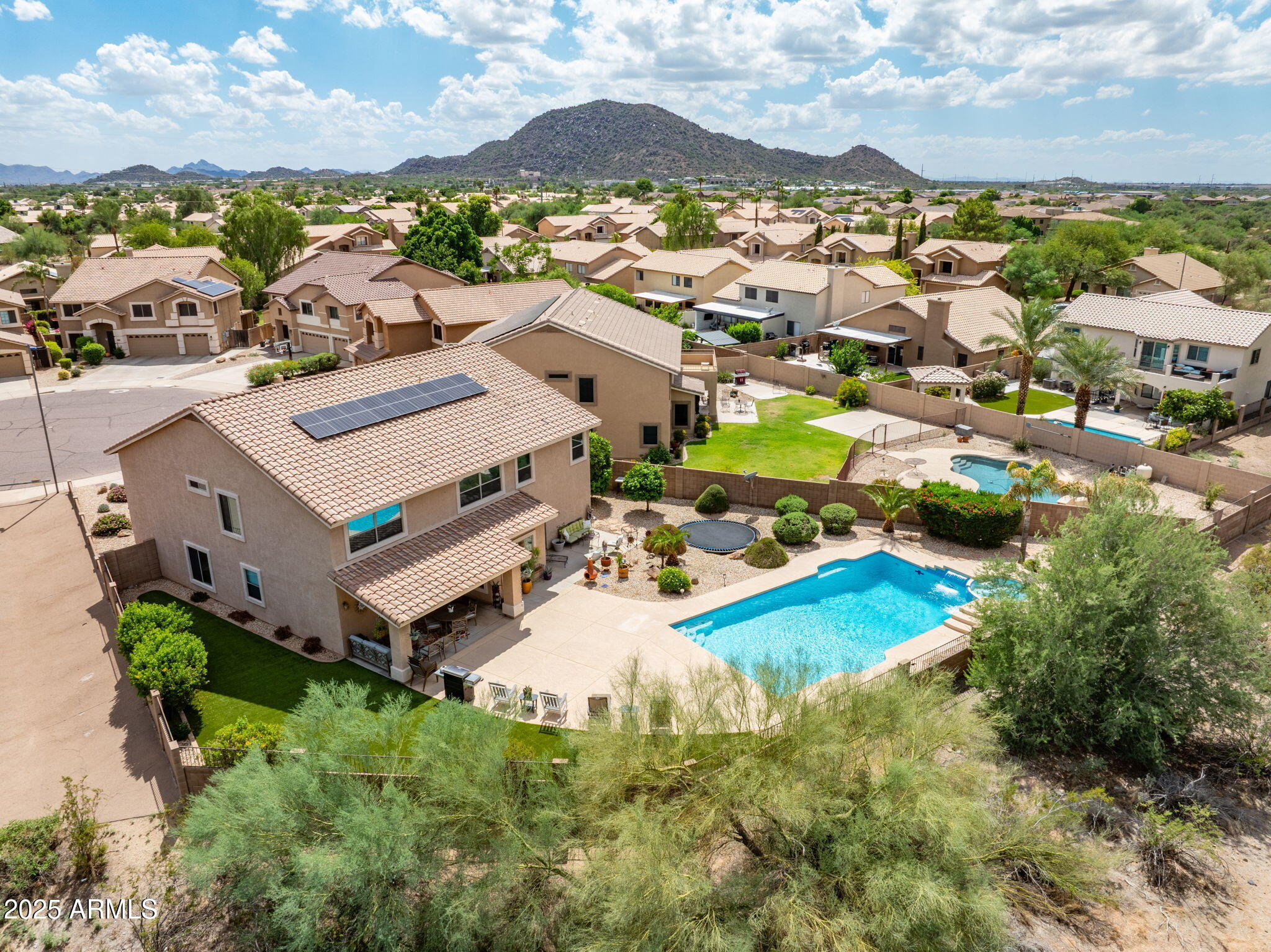 2120 E VISTA BONITA Drive