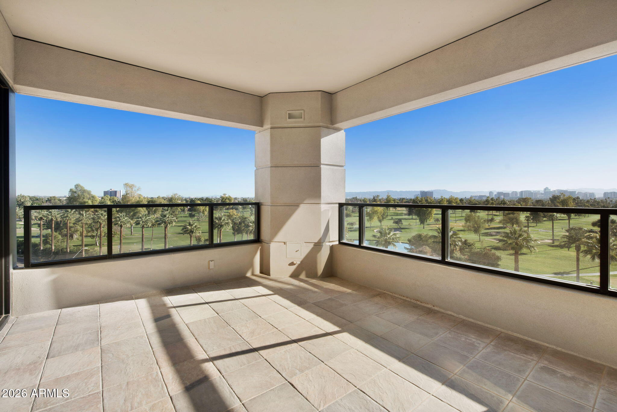 1040 E OSBORN Road 601