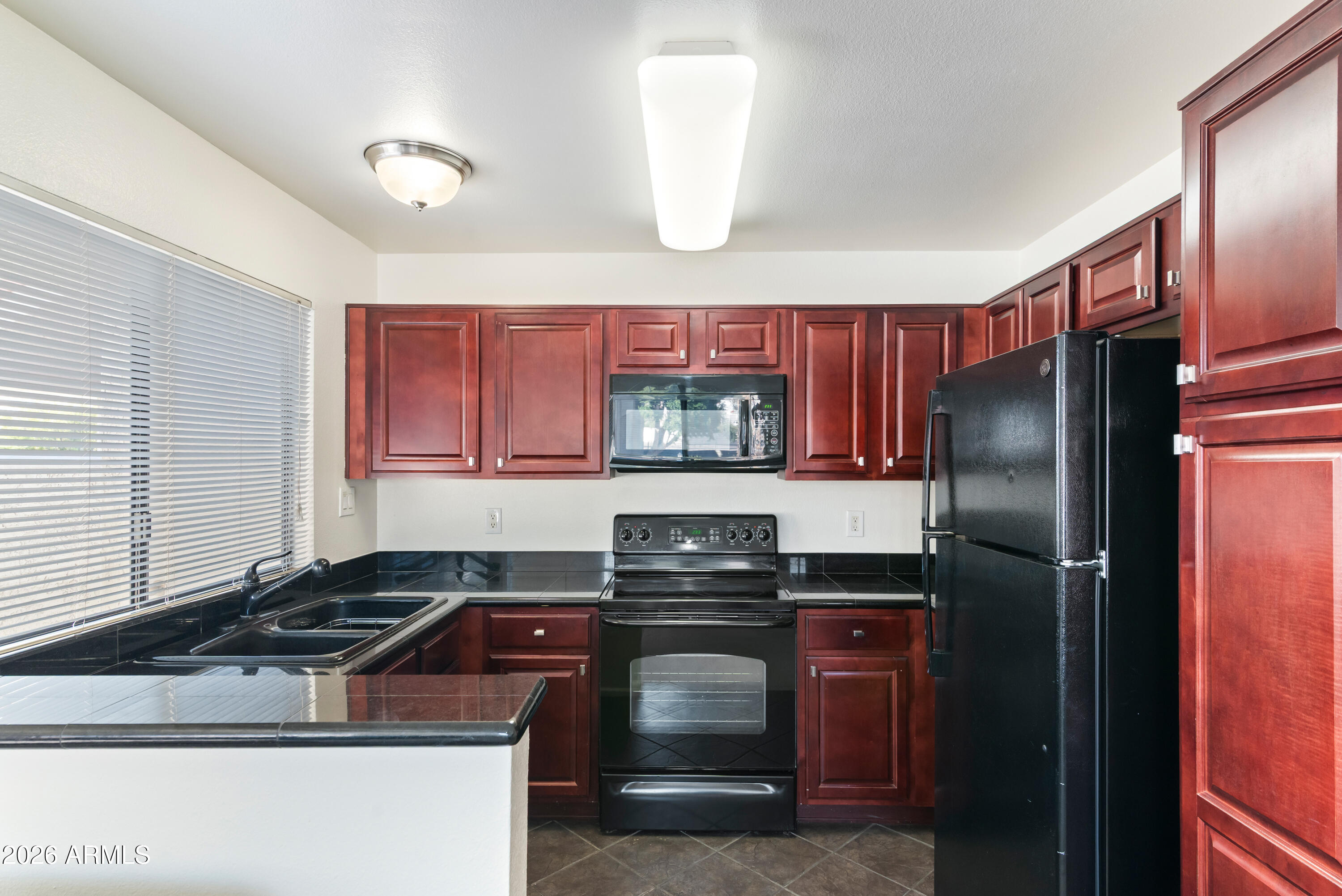 10115 E MOUNTAIN VIEW Road 2106