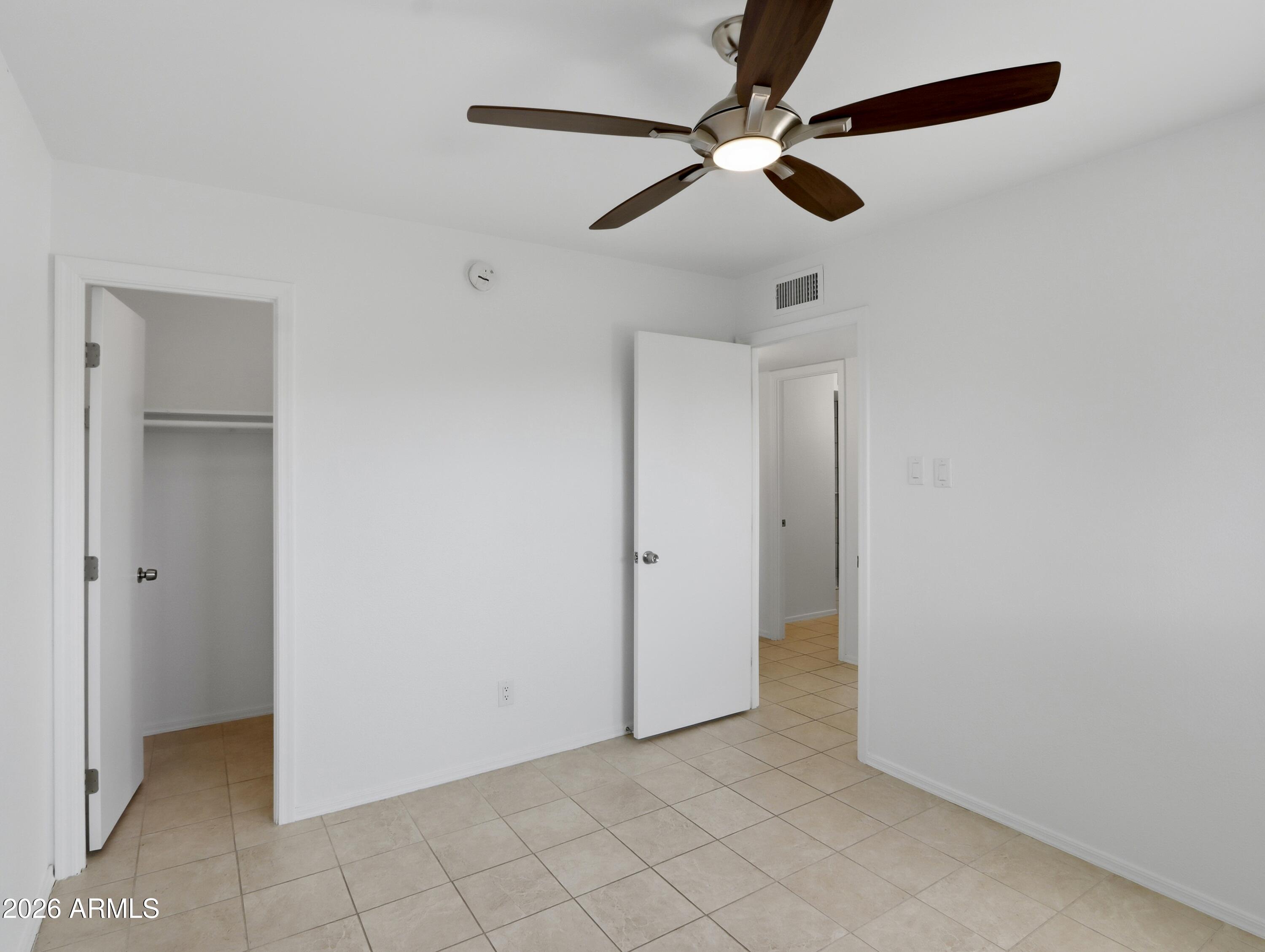 8721 E MULBERRY Street