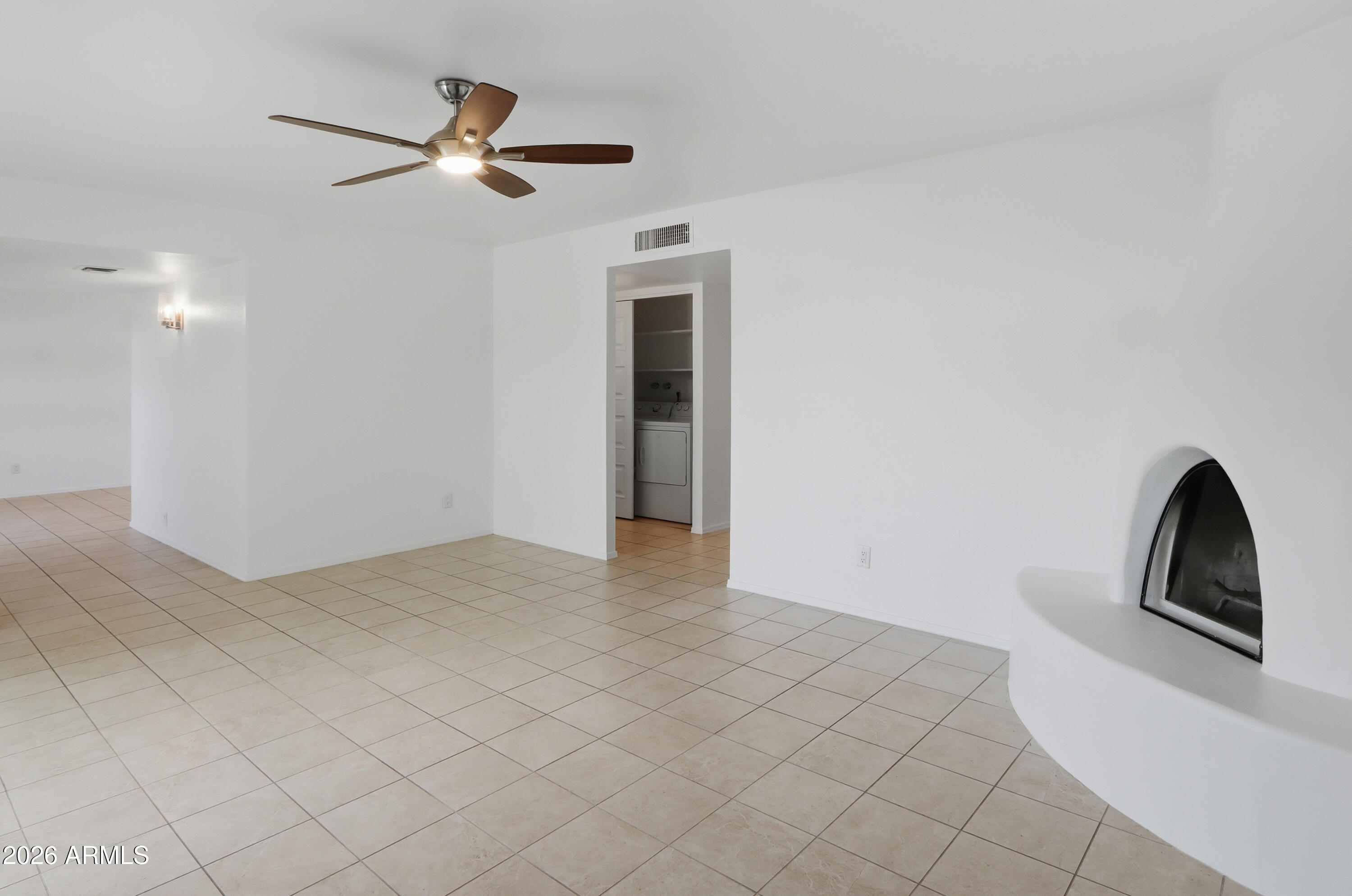 8721 E MULBERRY Street