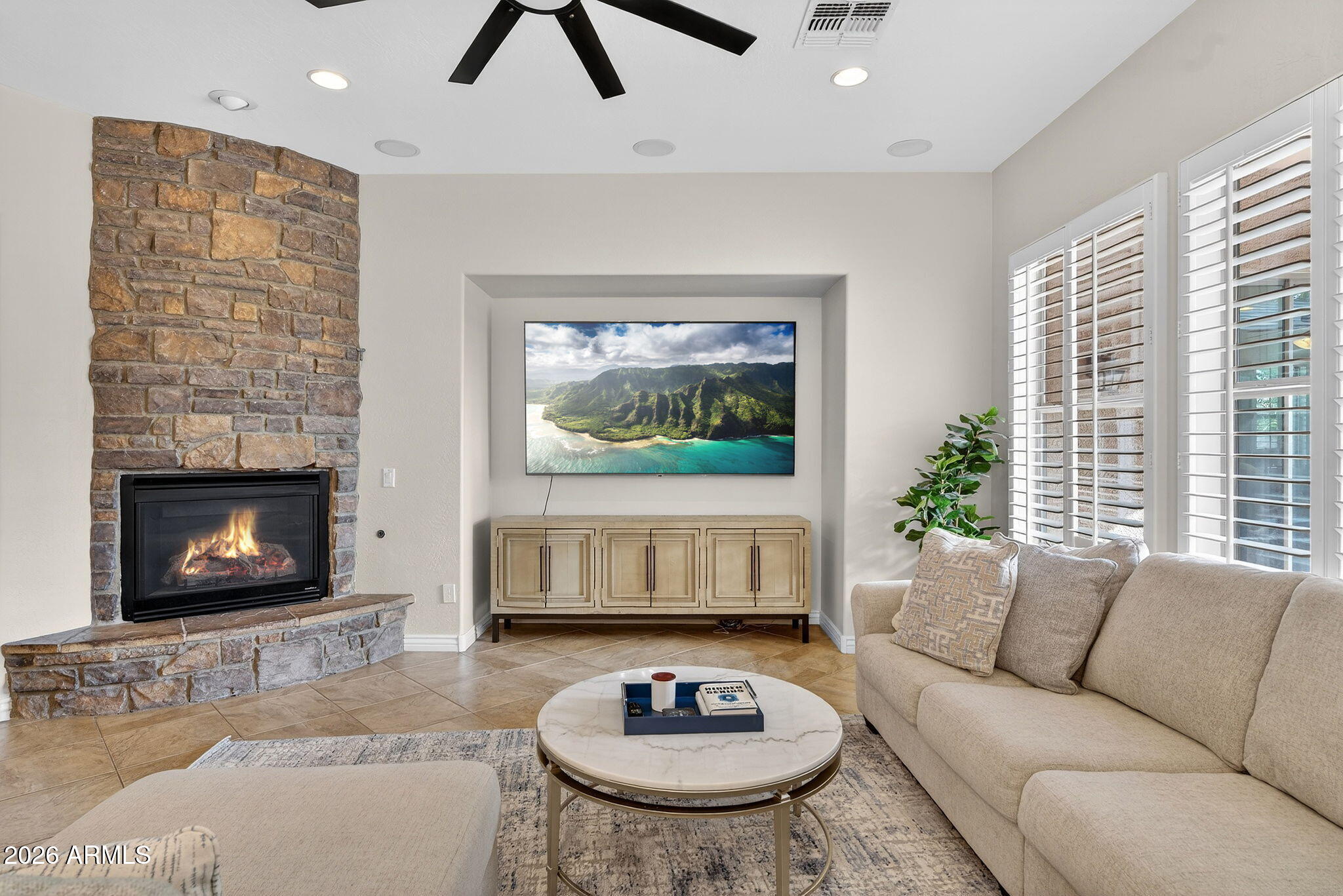 11635 E BELLFLOWER Drive