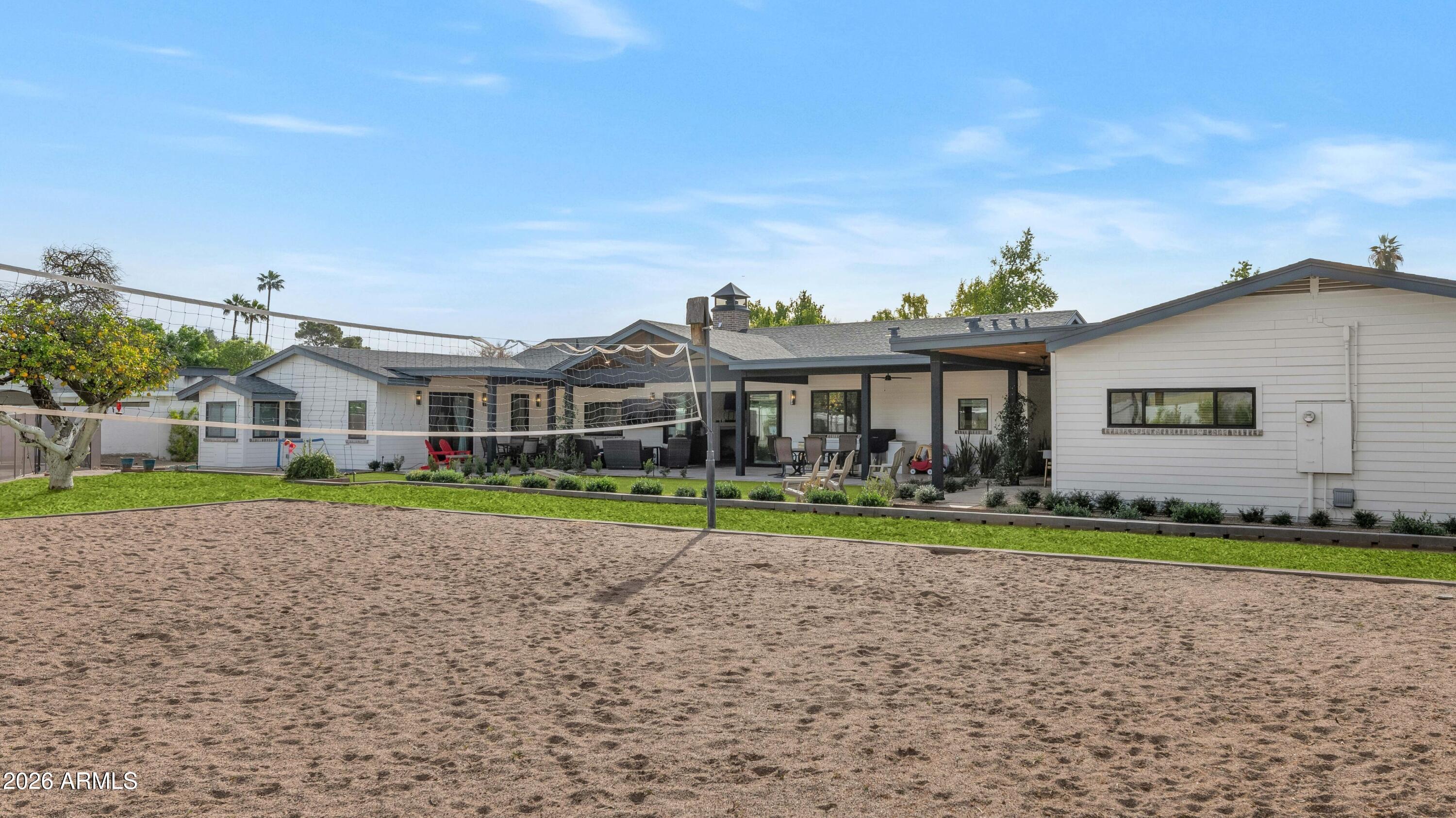 5714 E LAFAYETTE Boulevard