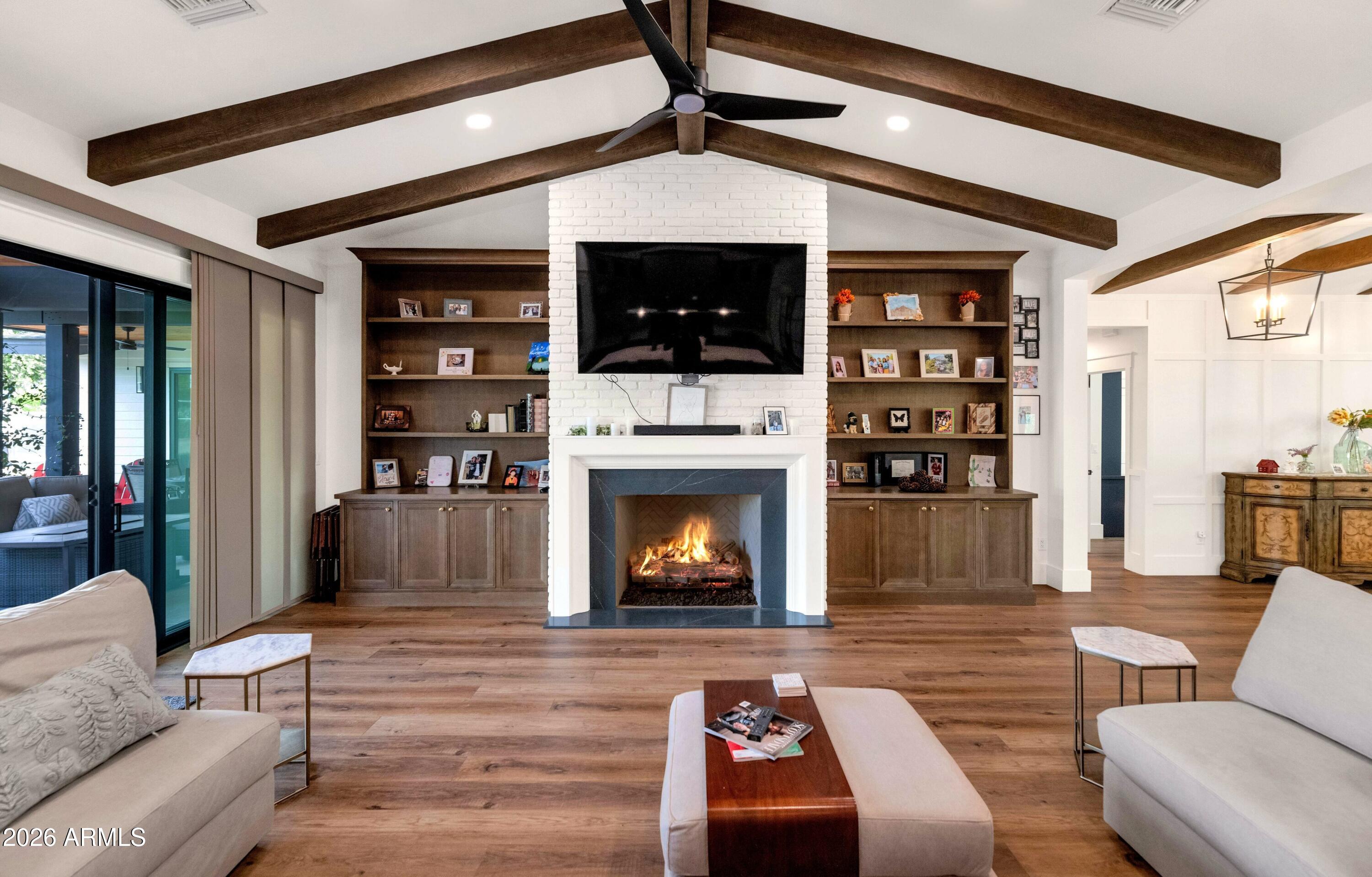 5714 E LAFAYETTE Boulevard