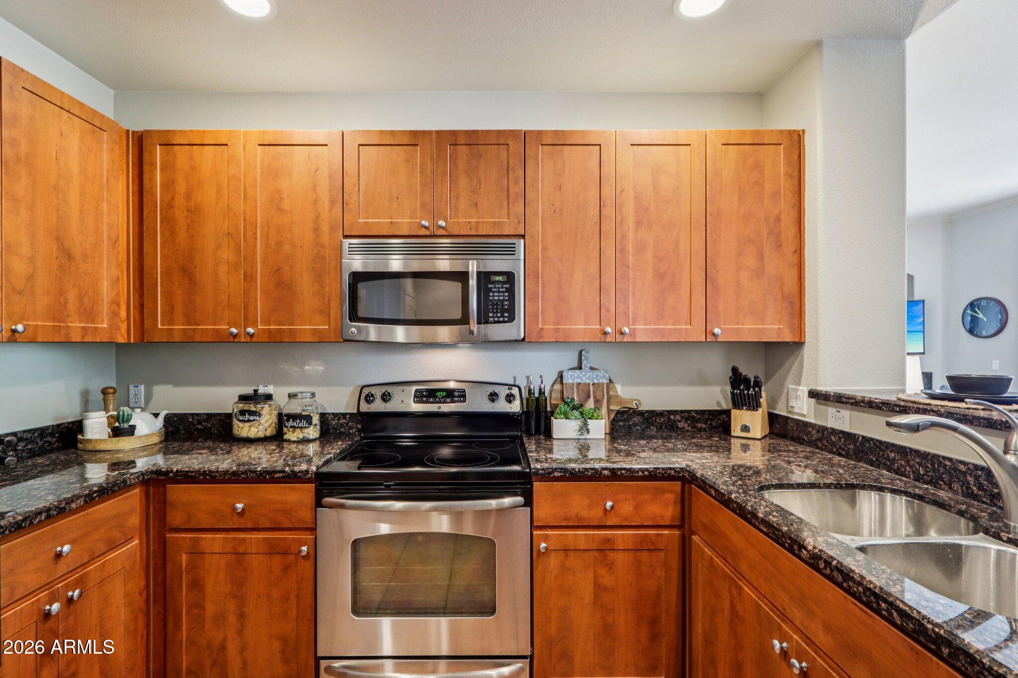 11640 N TATUM Boulevard 2031