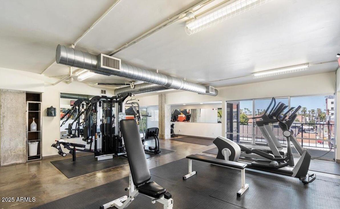 805 N 4TH Avenue 609