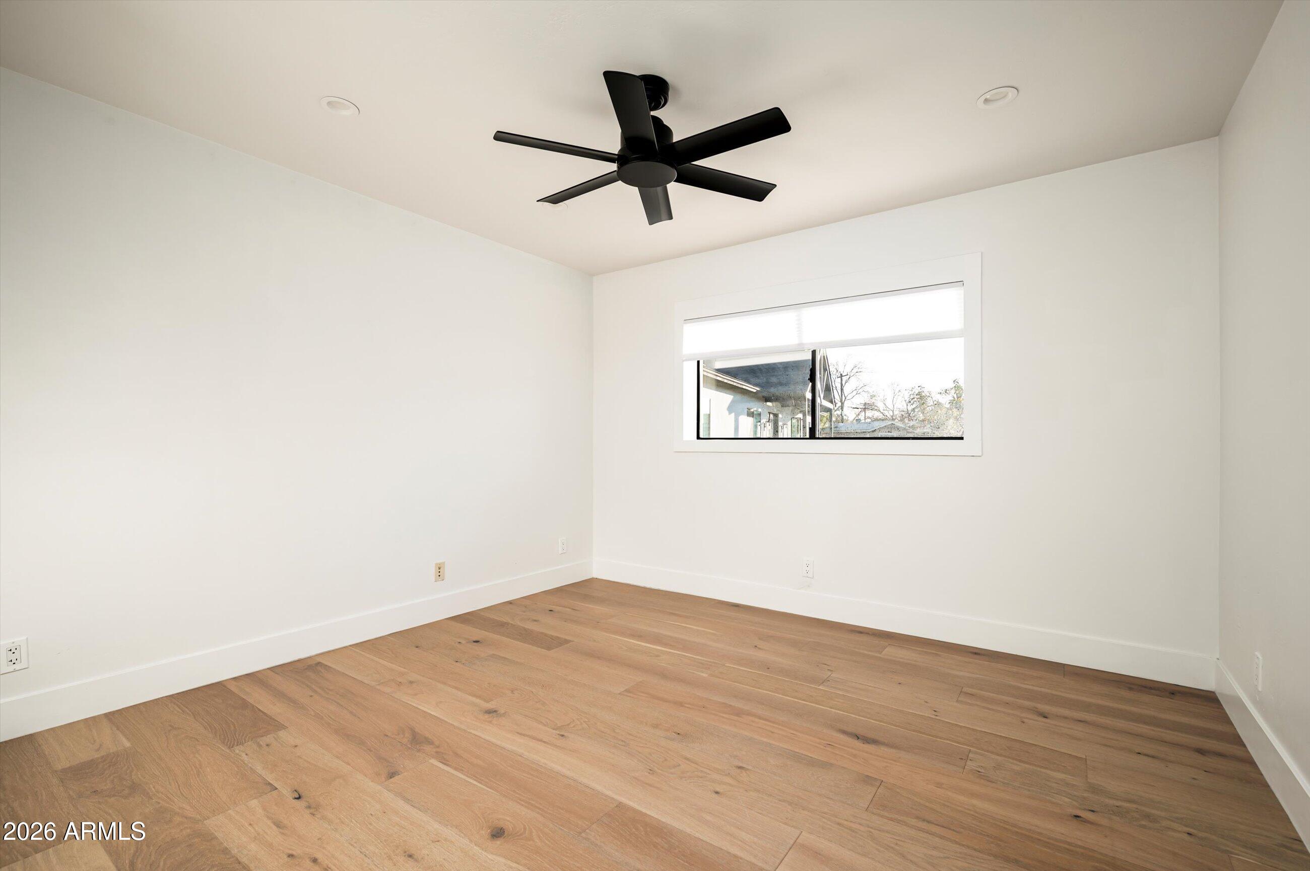 3612 E PIERSON Street