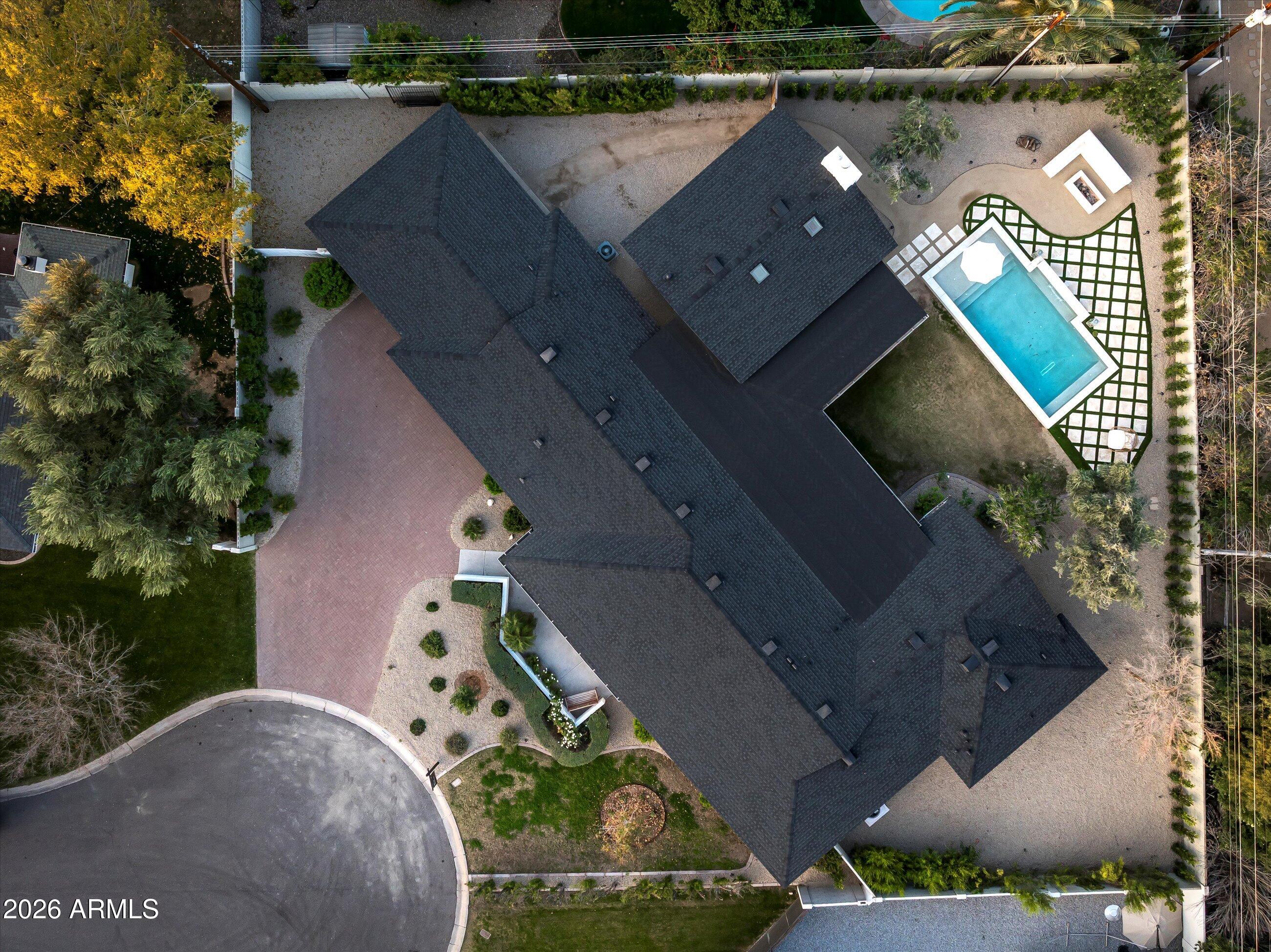 3612 E PIERSON Street