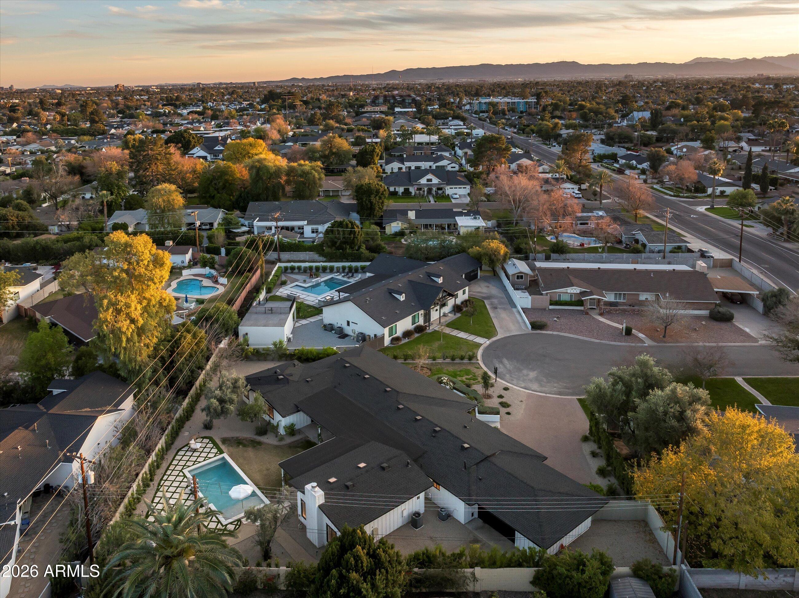 3612 E PIERSON Street