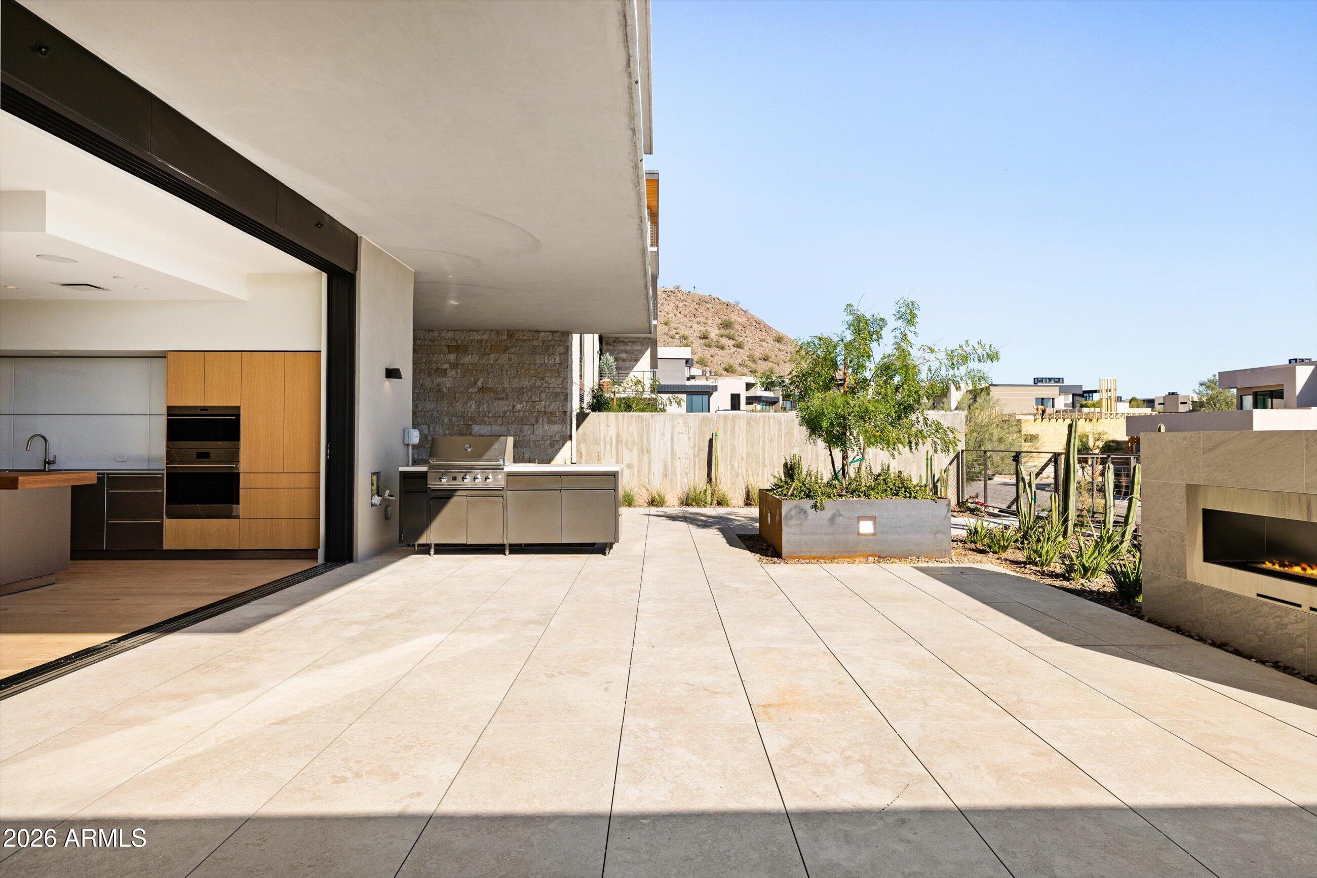 4849 N Camelback Ridge Road B104