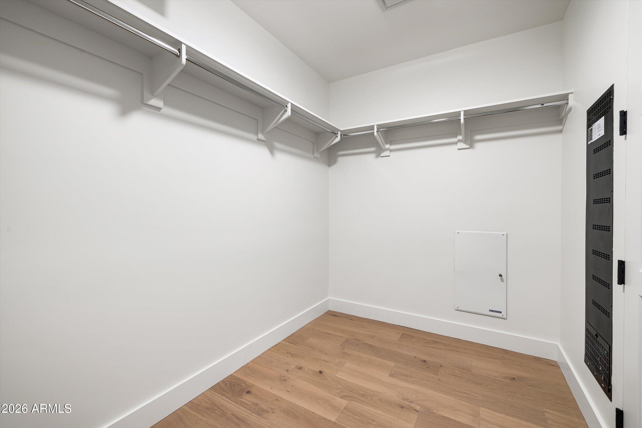 4849 N Camelback Ridge Road B104