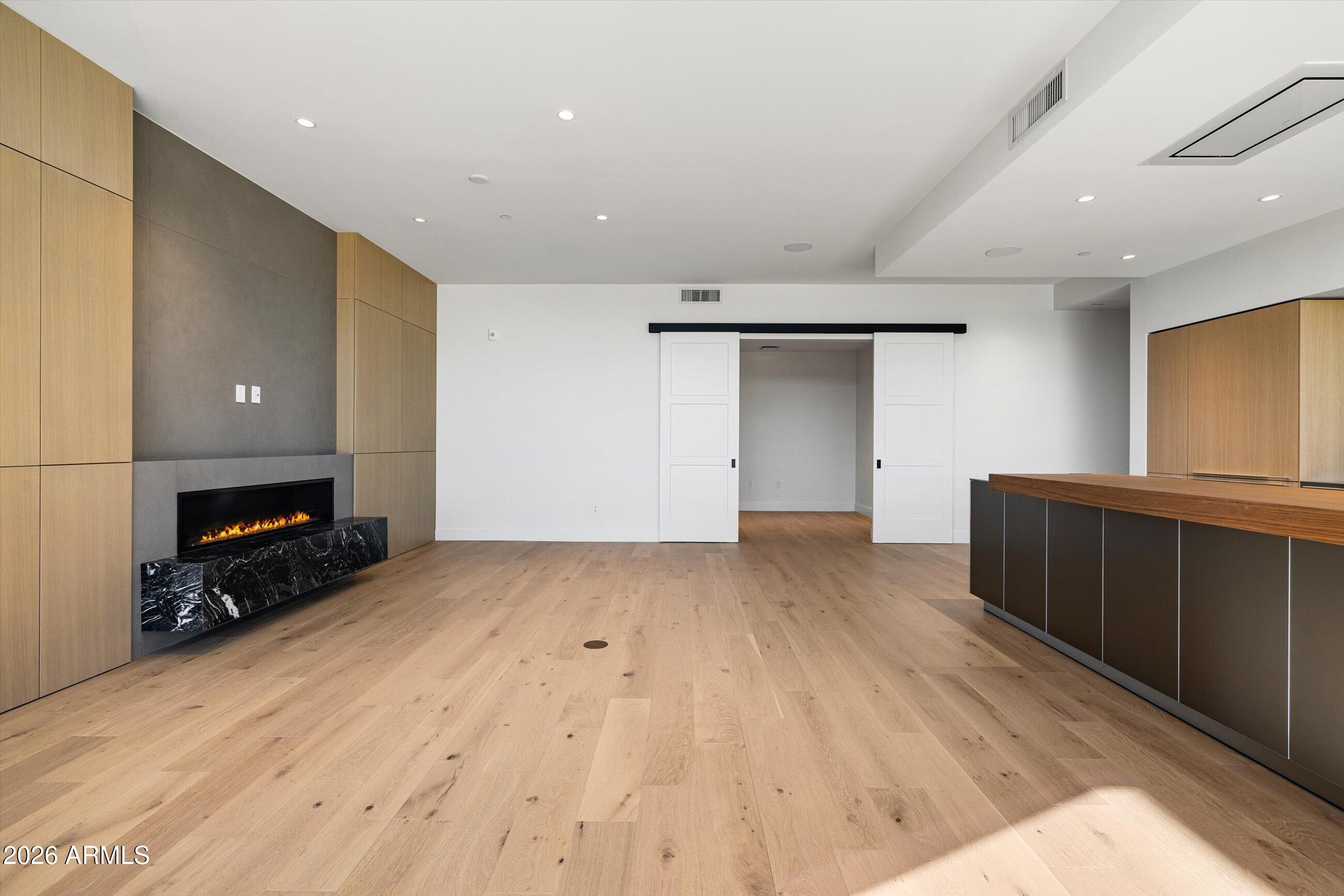 4849 N Camelback Ridge Road B104