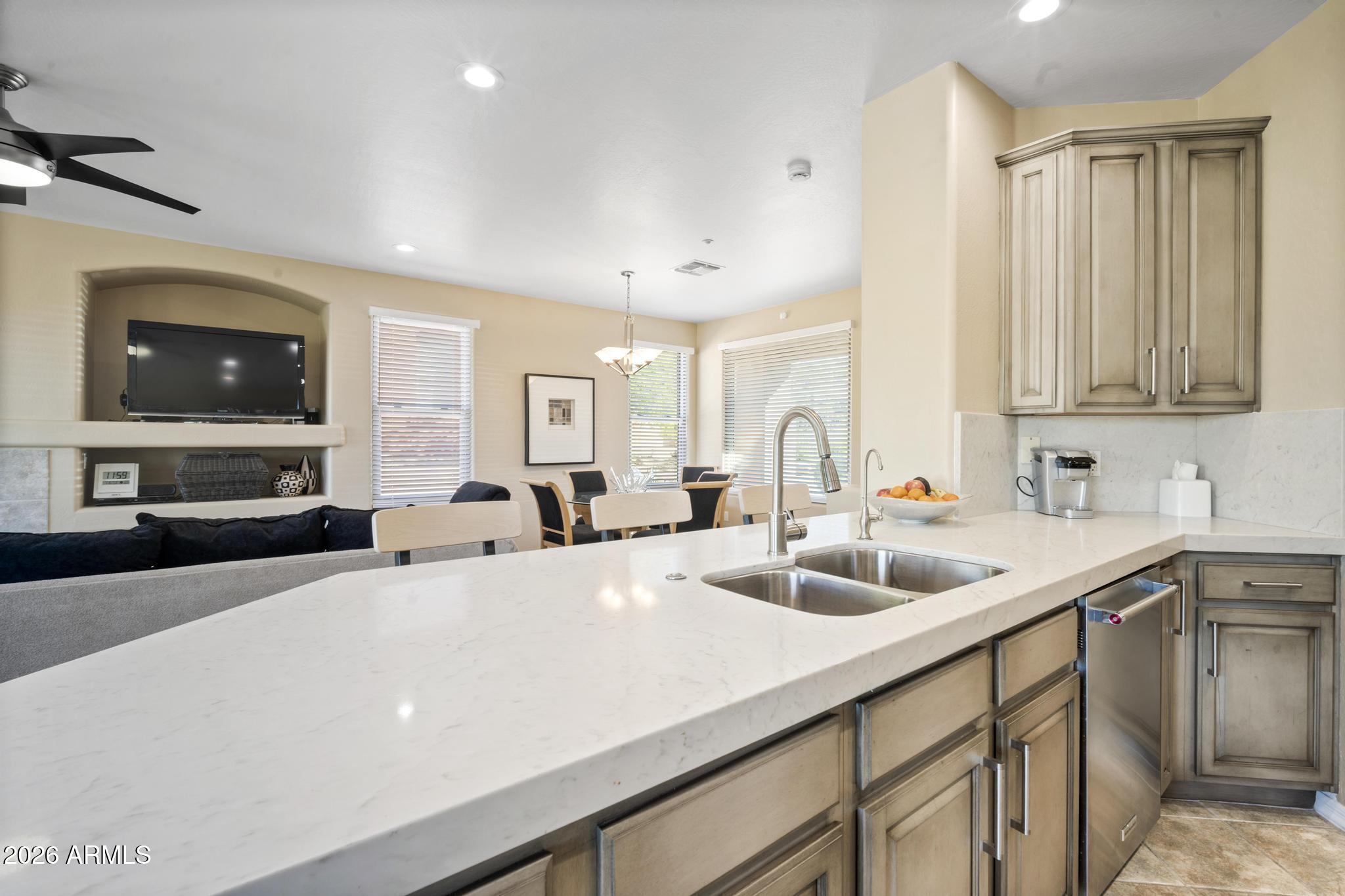 11448 E RAINTREE Drive