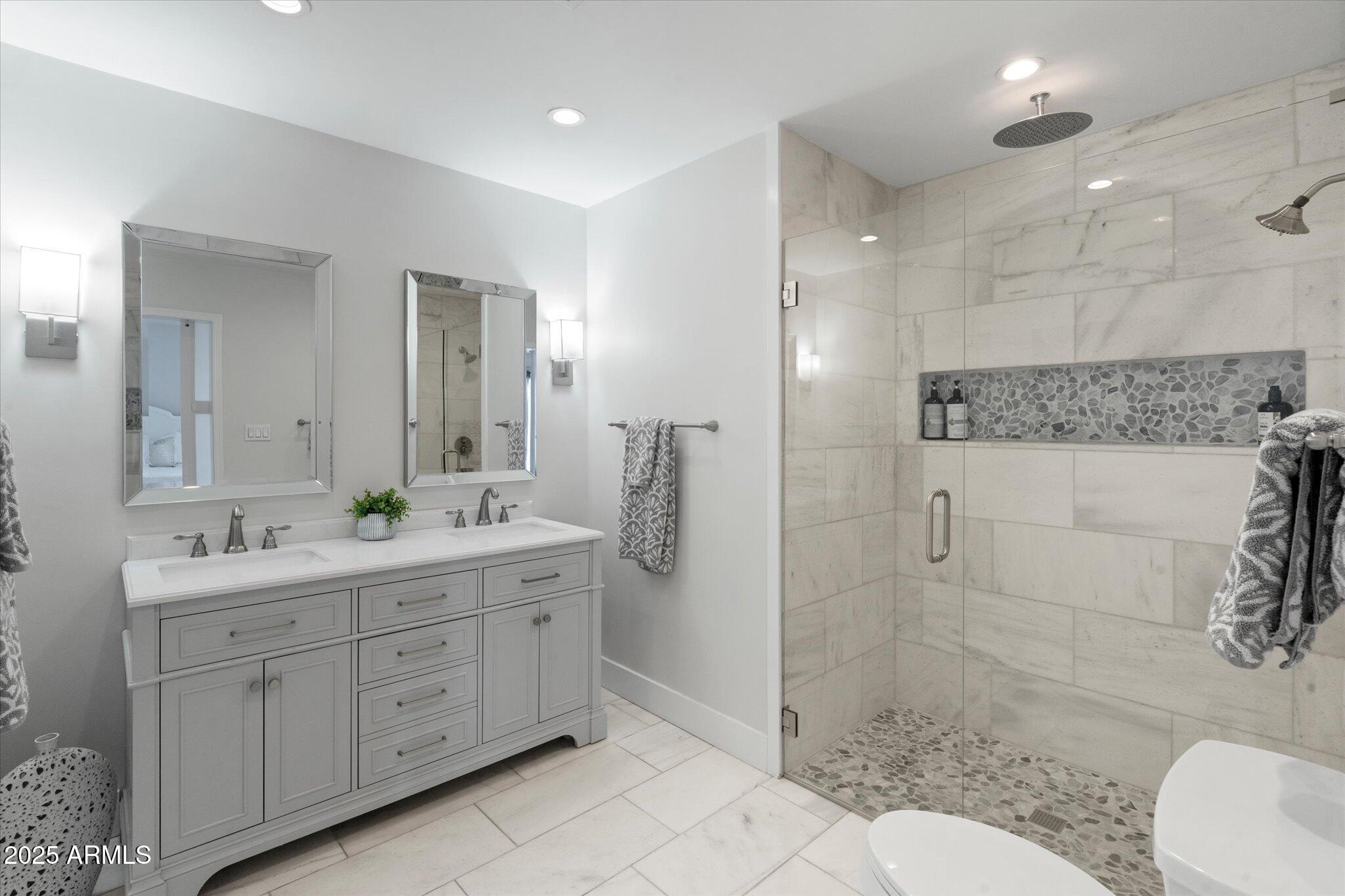 6333 N SCOTTSDALE Road Unit: 5