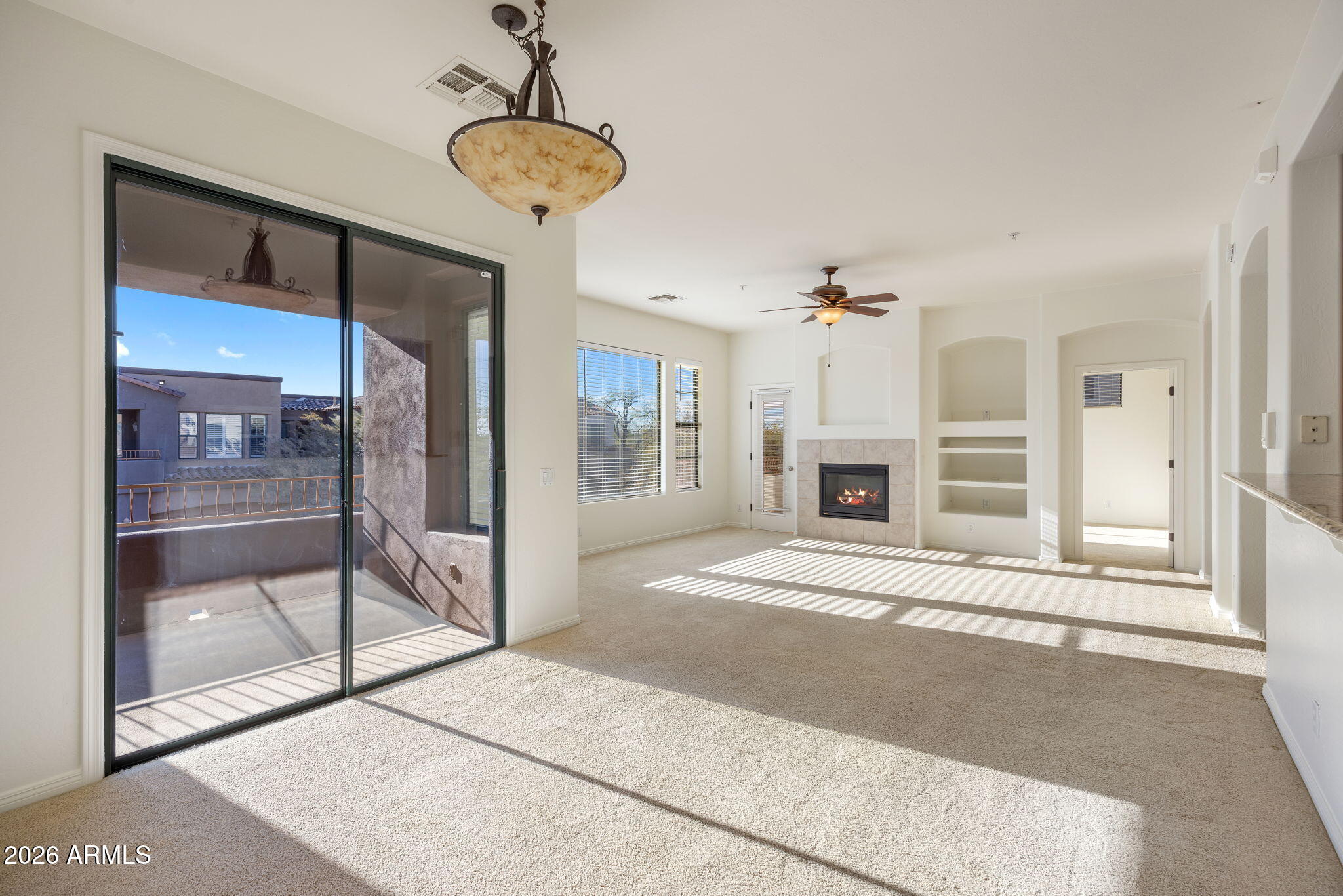 19550 N GRAYHAWK Drive 2011