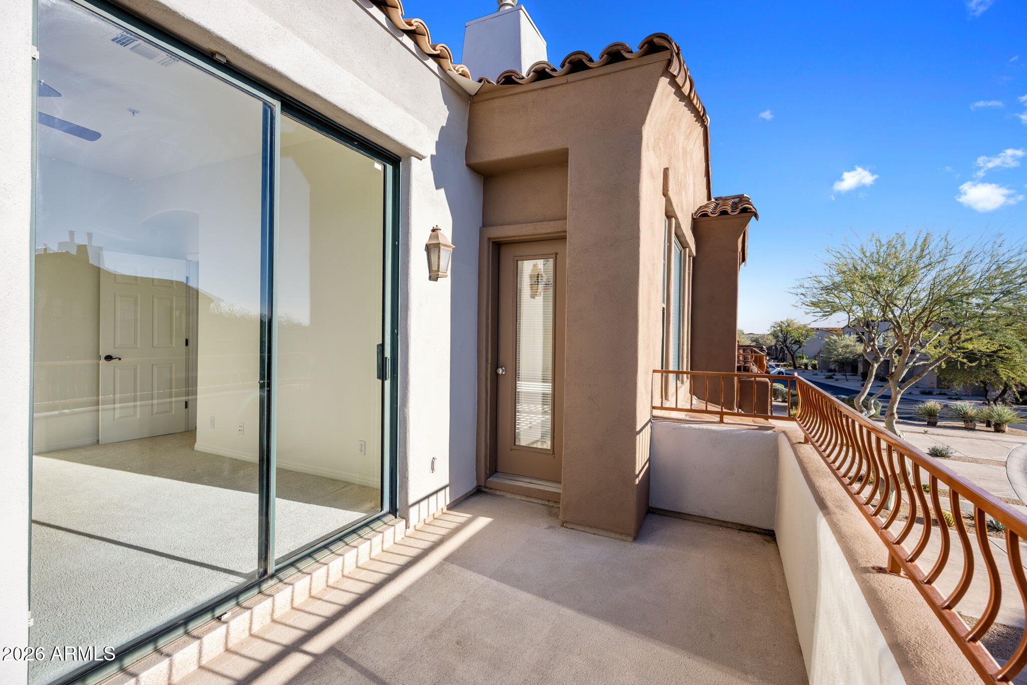 19550 N GRAYHAWK Drive 2011