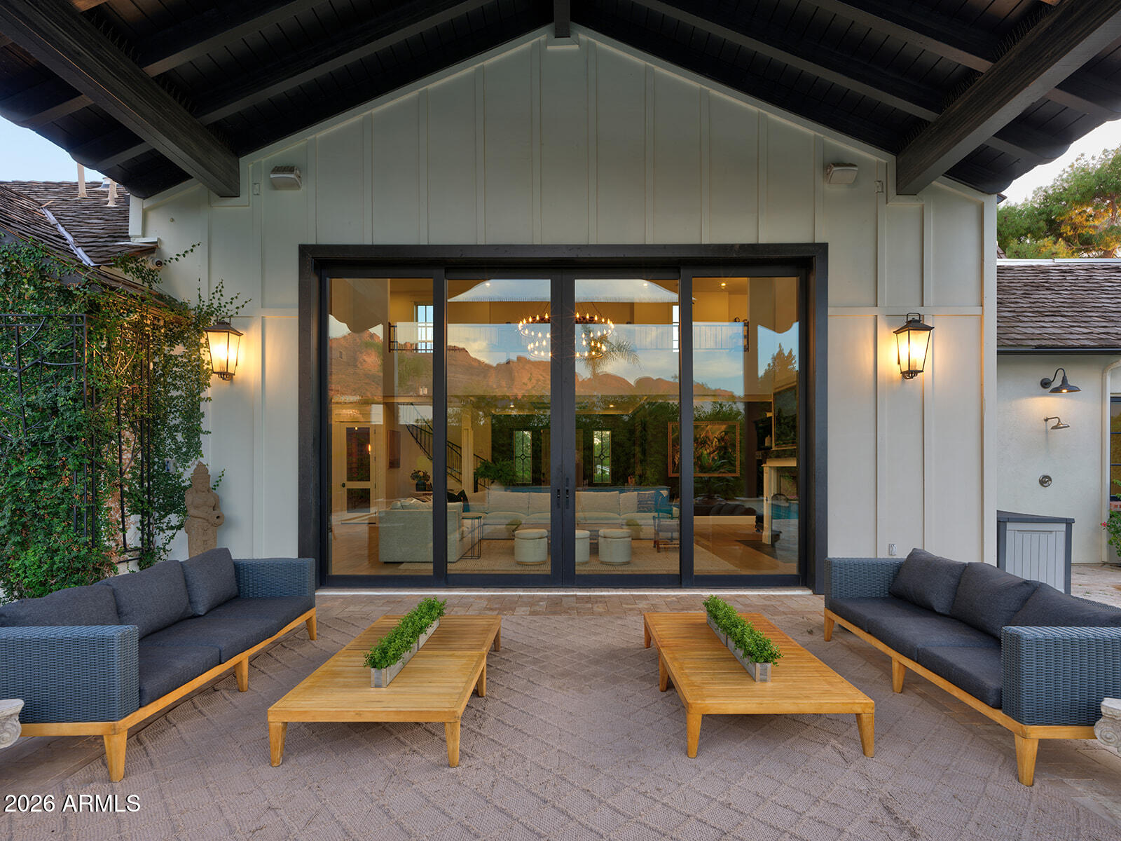 4732 N DROMEDARY Road