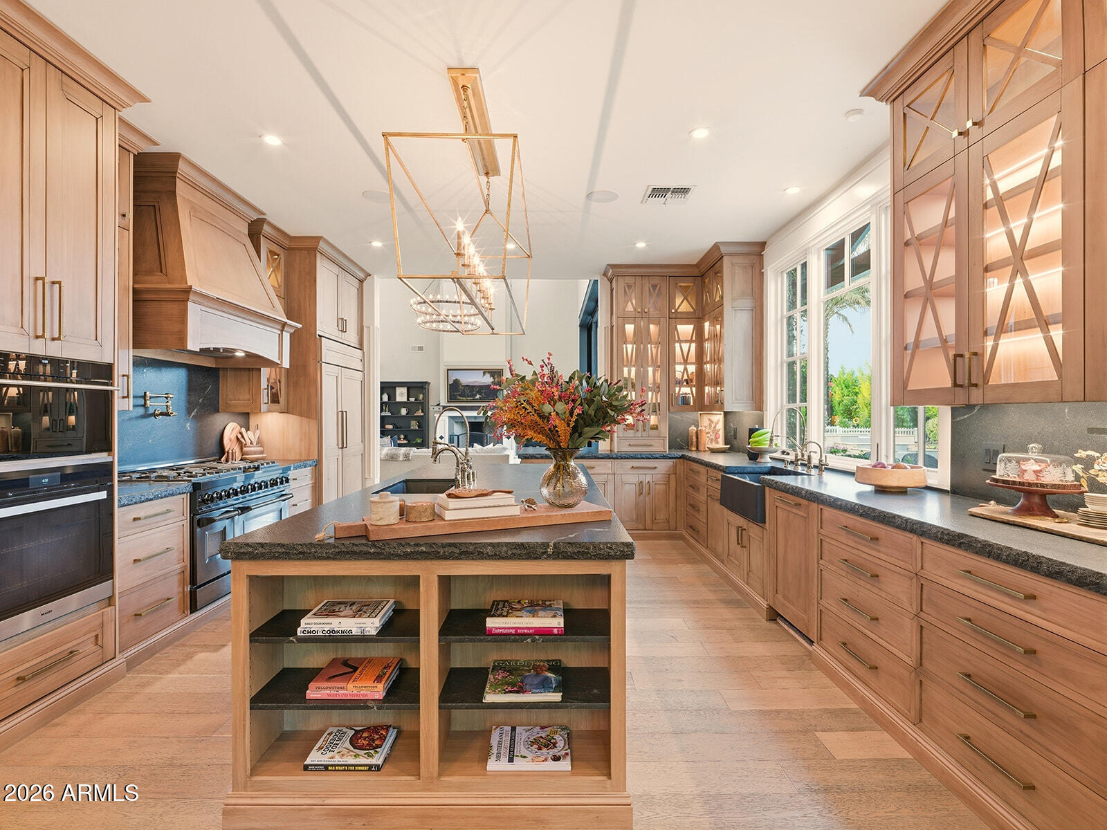 4732 N DROMEDARY Road