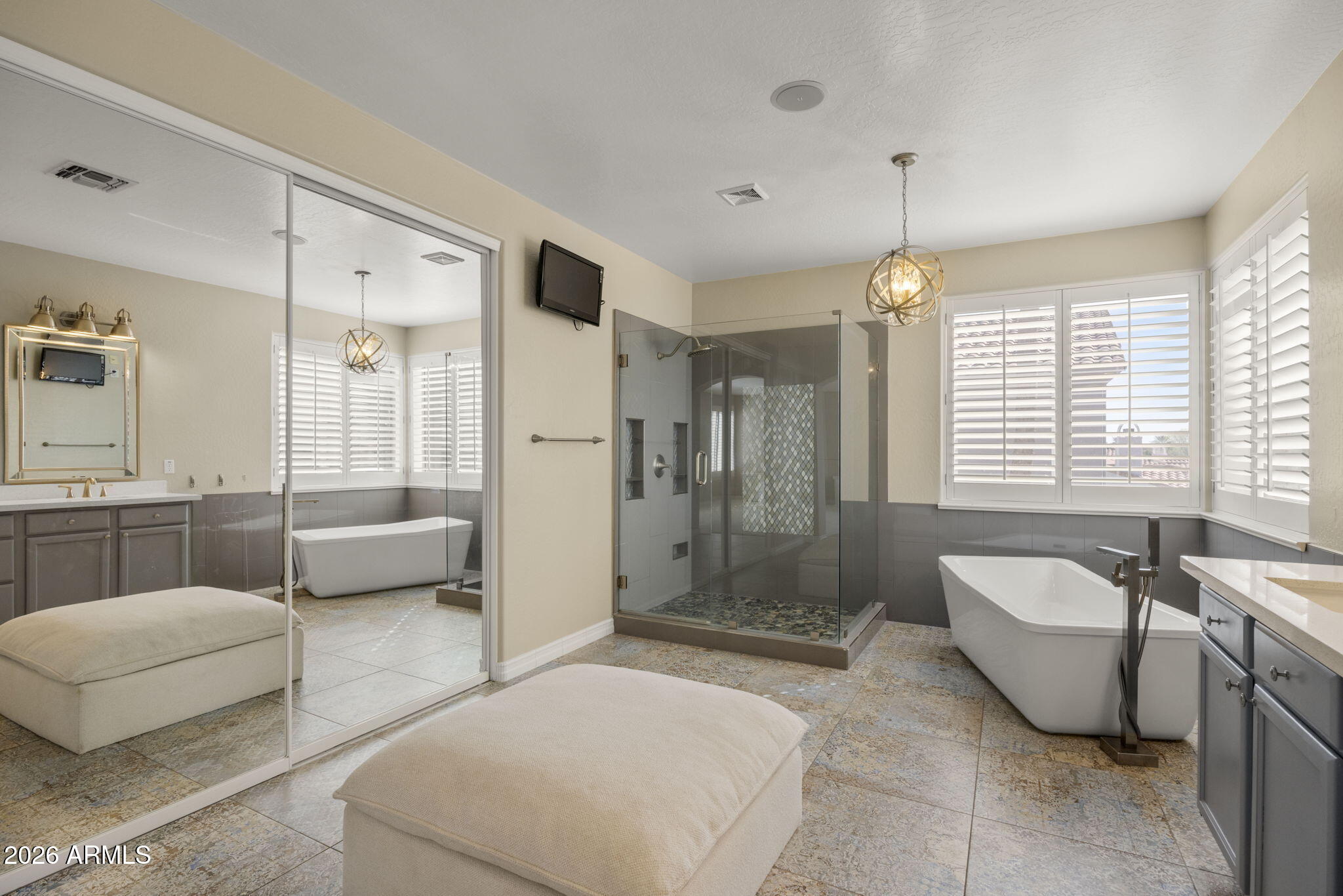 1631 W PRESCOTT Drive