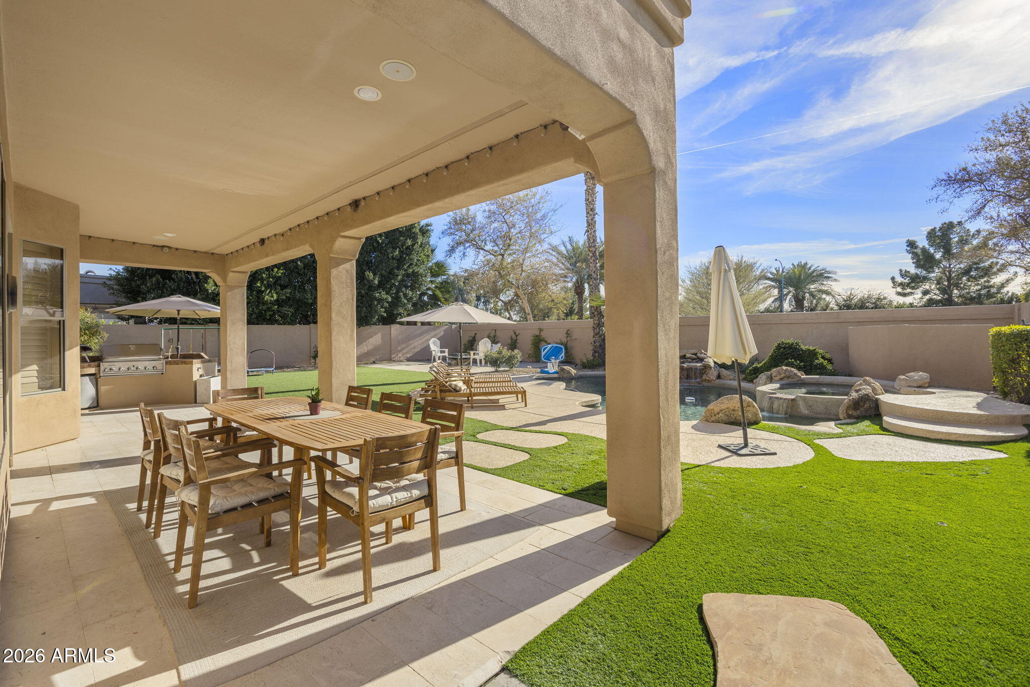 1631 W PRESCOTT Drive