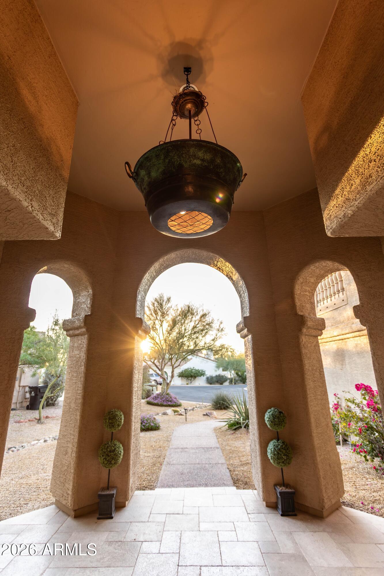 4727 E RANCHO CALIENTE Drive