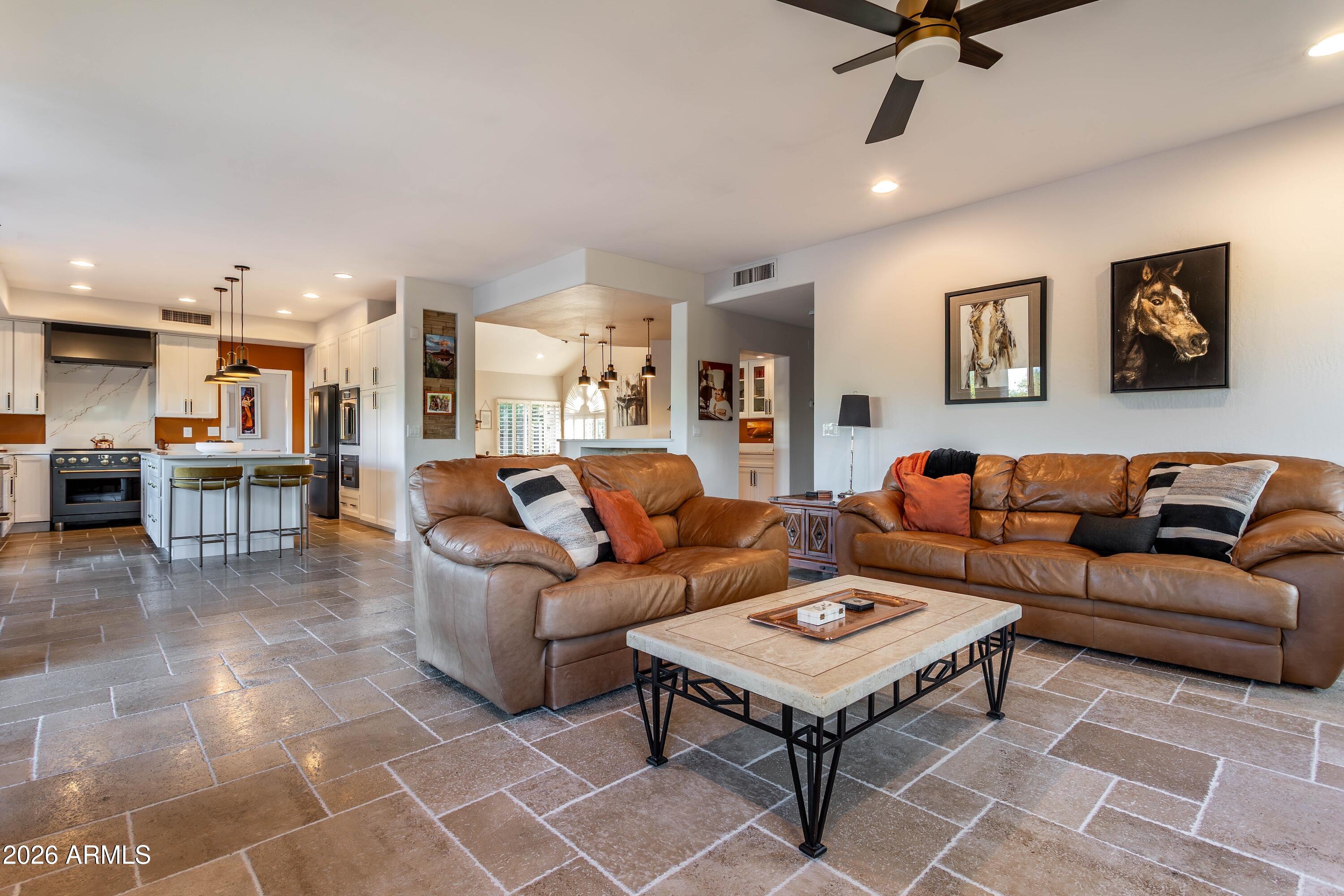 4727 E RANCHO CALIENTE Drive