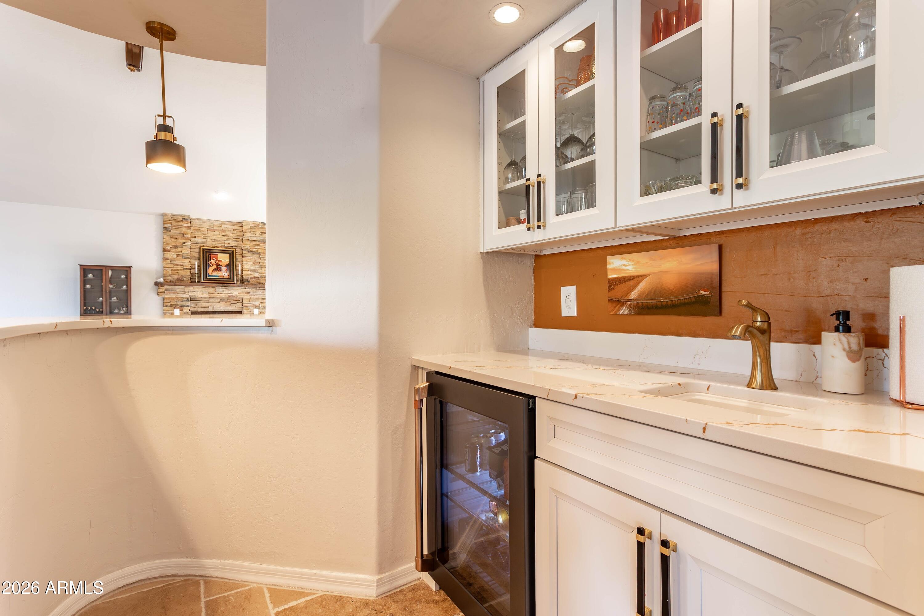 4727 E RANCHO CALIENTE Drive