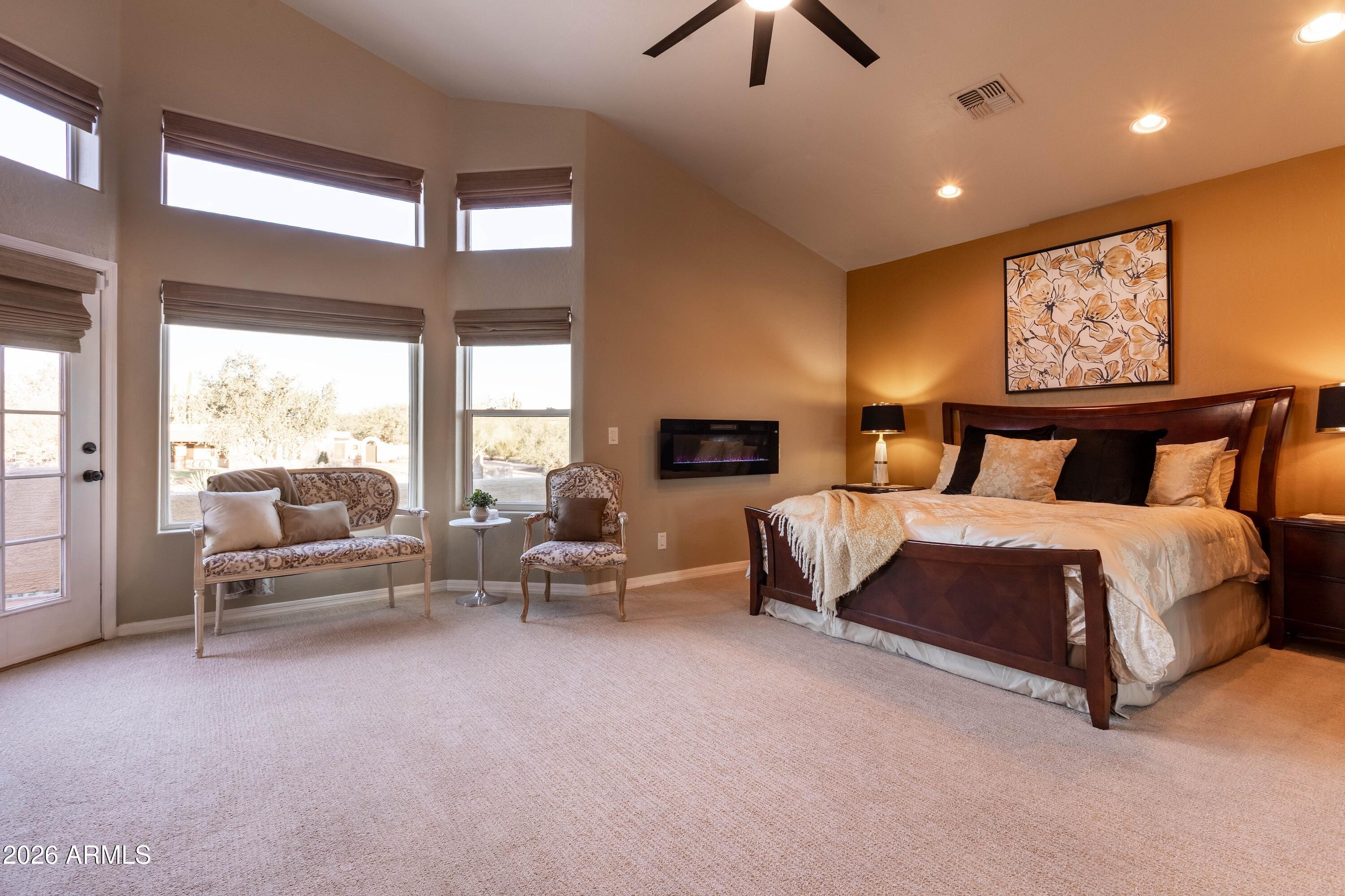 4727 E RANCHO CALIENTE Drive