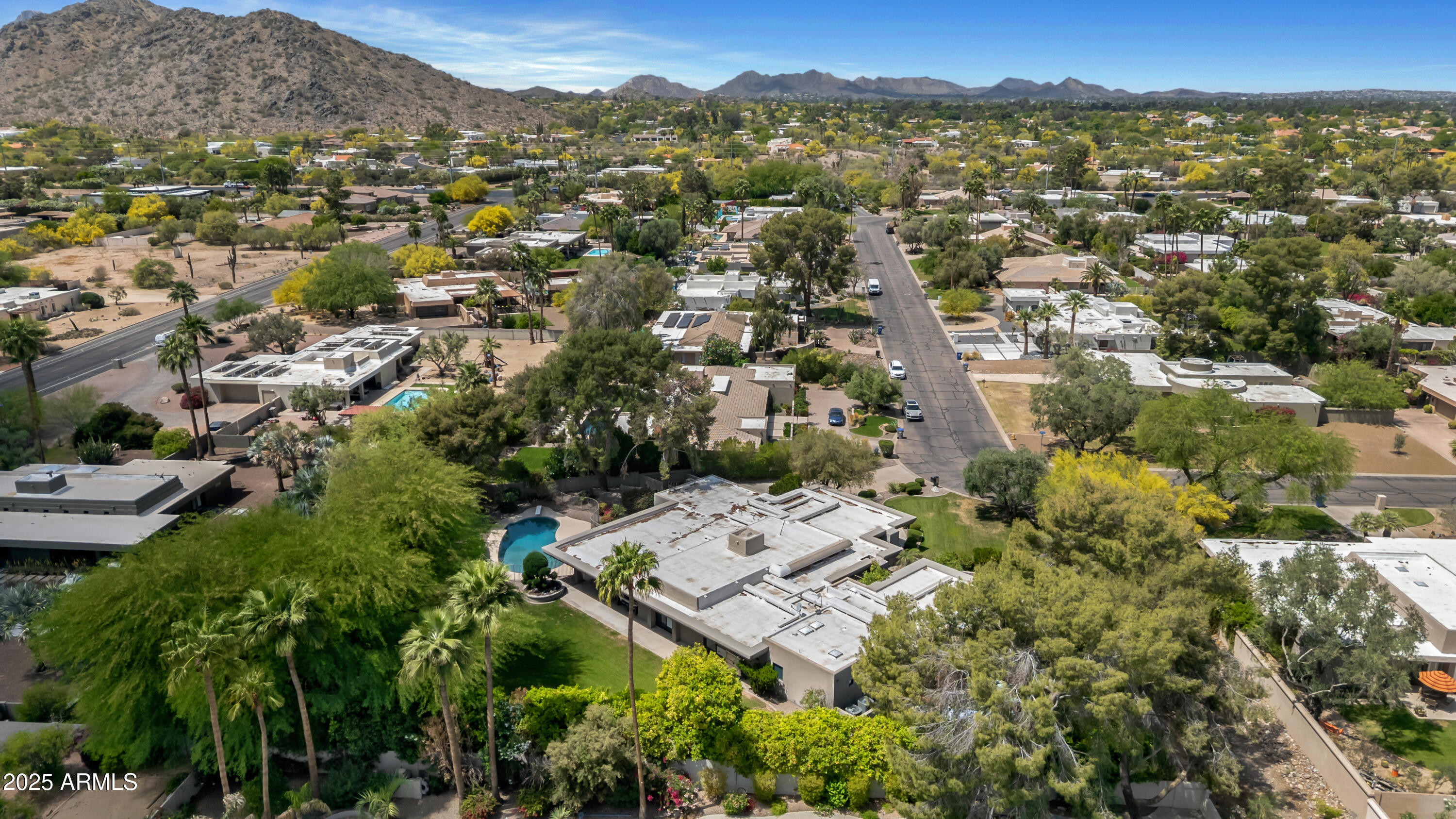9829 N 49TH Place