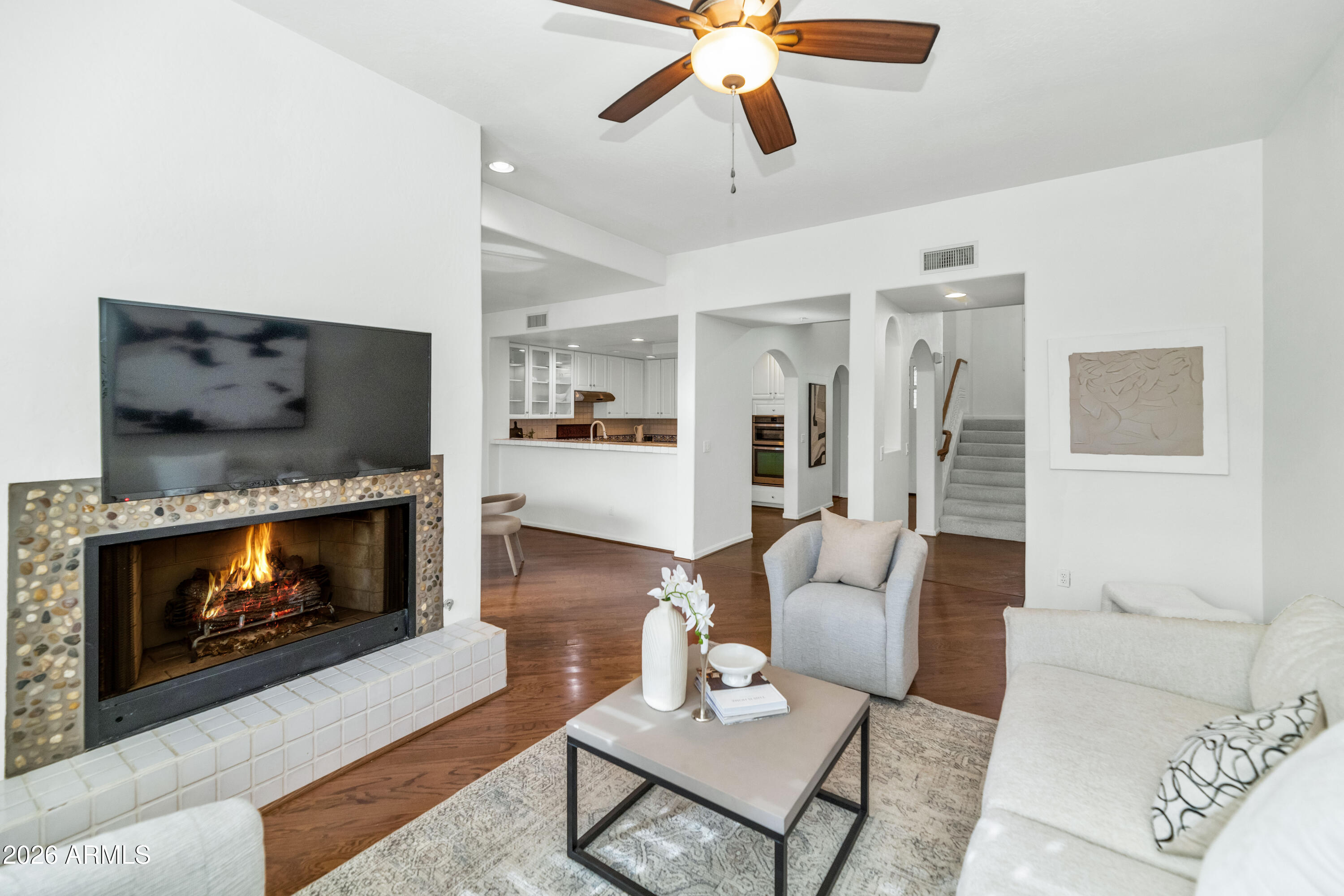 20802 N GRAYHAWK Drive 1003