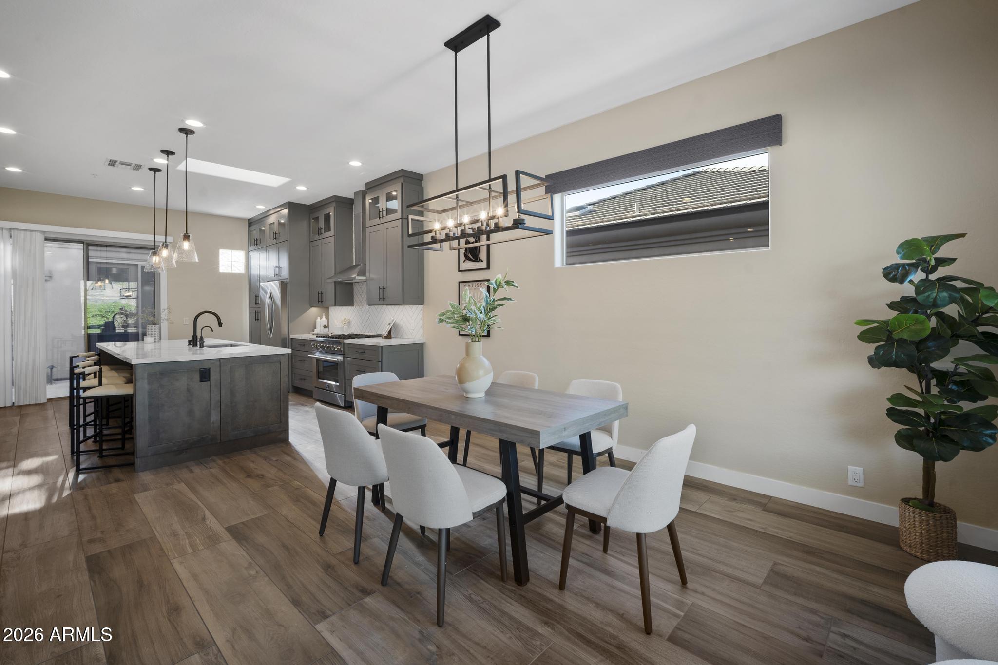 6746 E AMBER SUN Drive