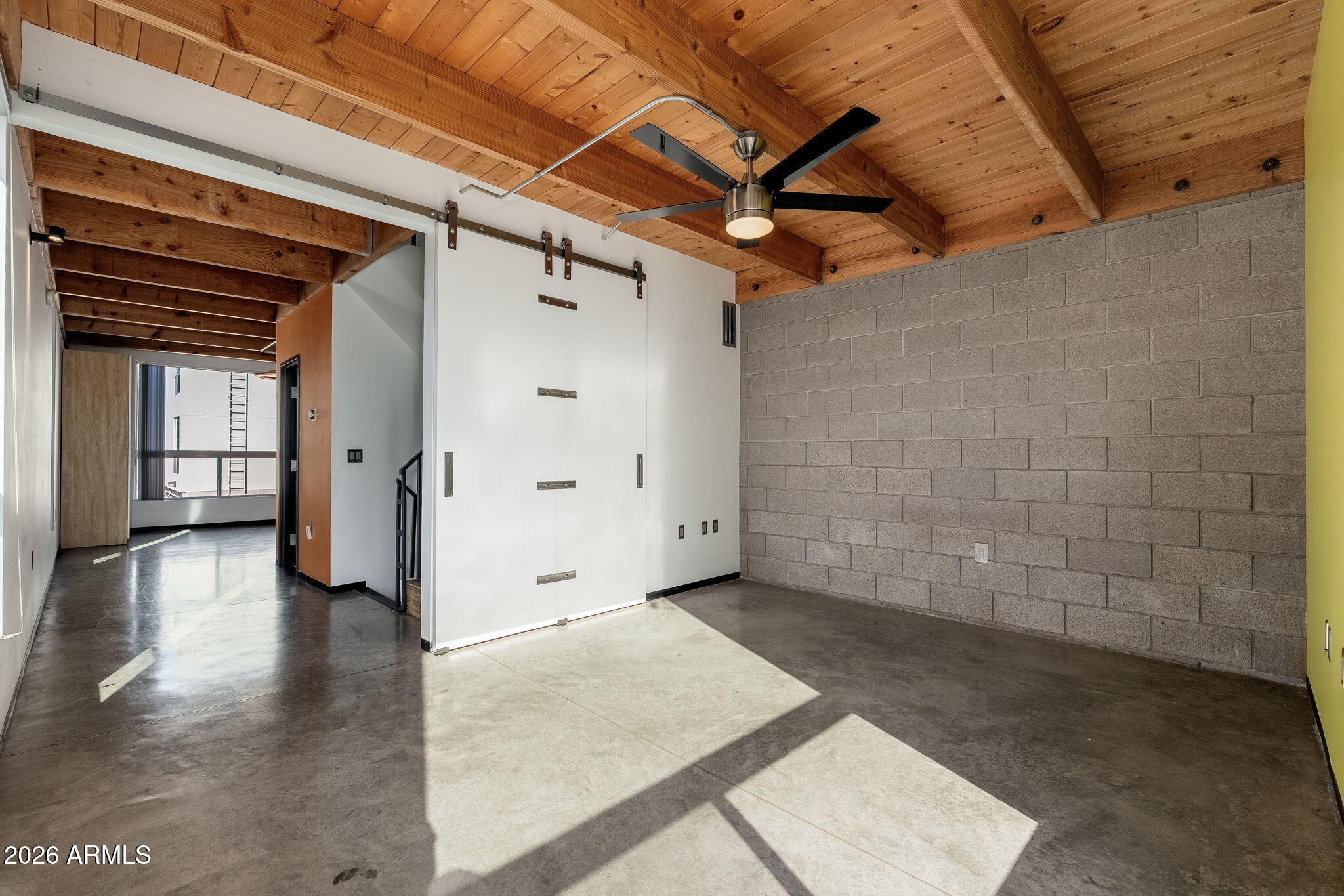 727 E PORTLAND Street 6