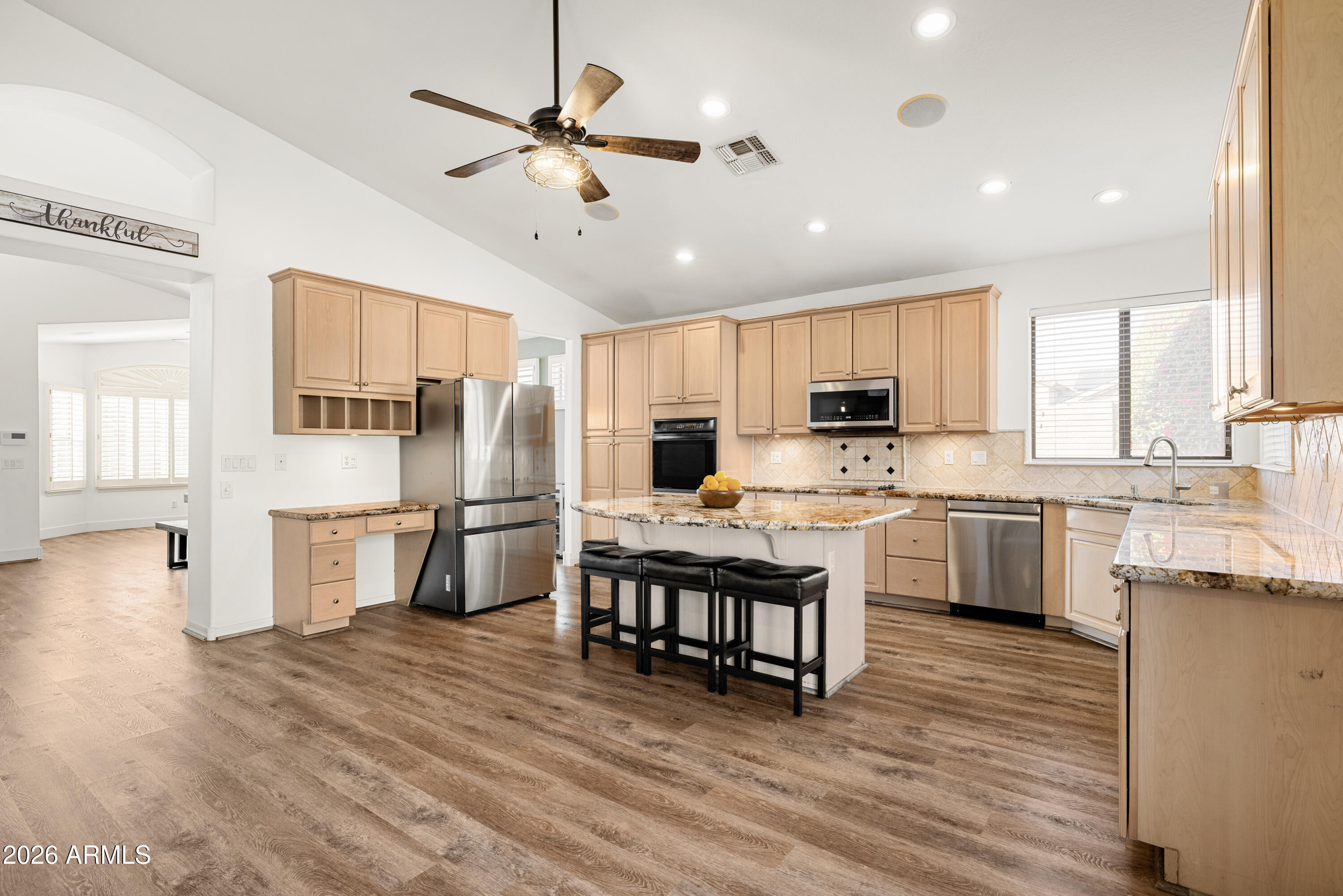 7042 W MORNING DOVE Drive