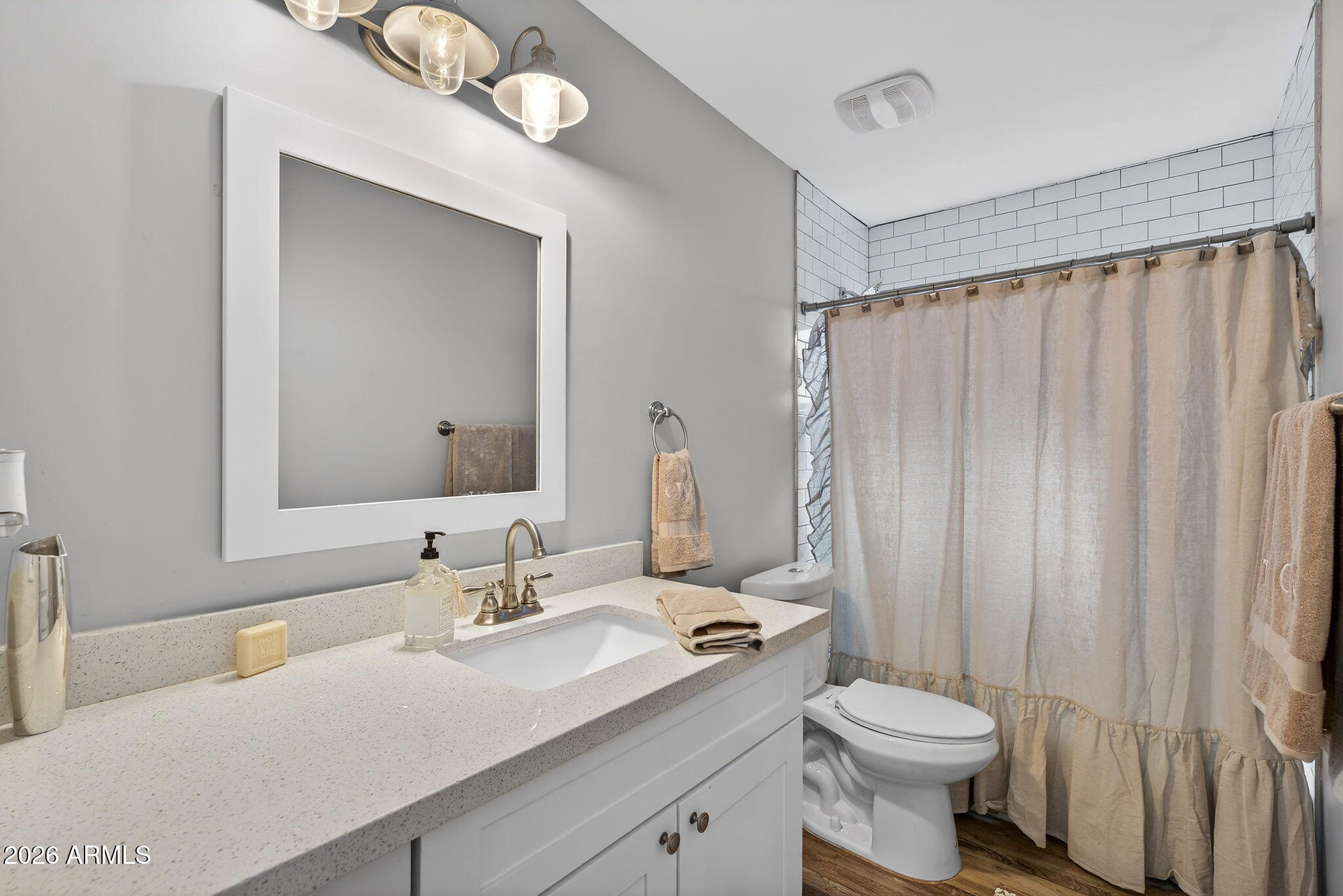 1314 E PALO VERDE Drive