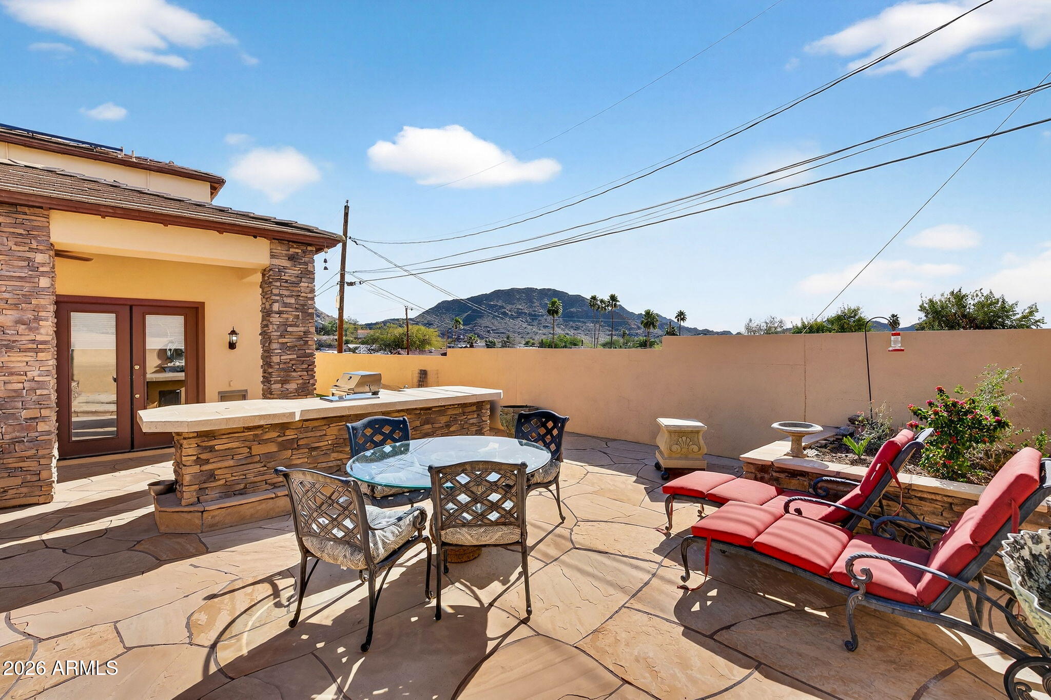 1343 E LUPINE Avenue