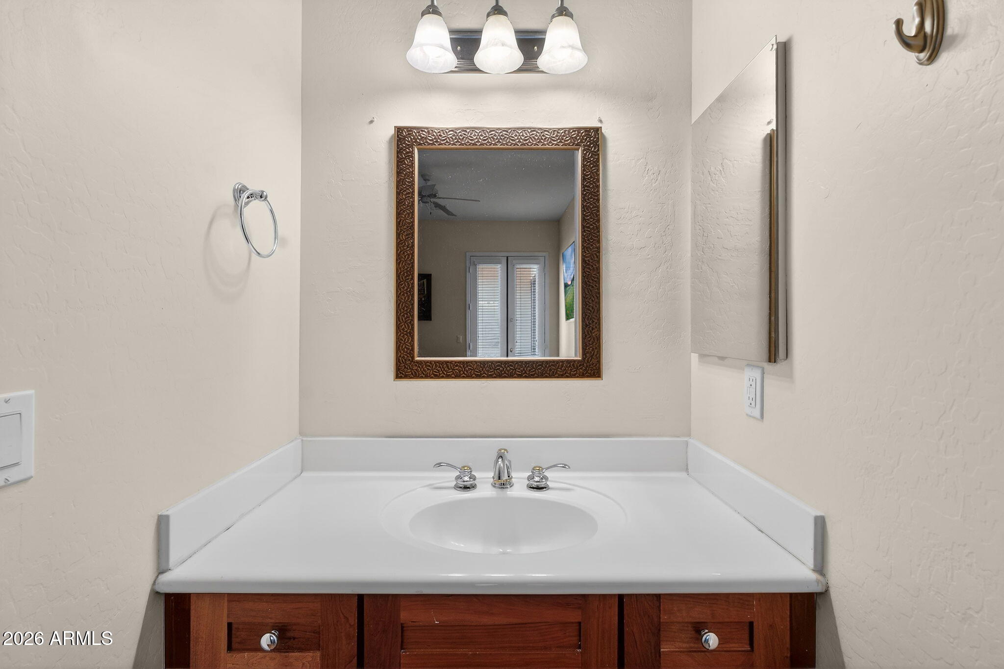 1343 E LUPINE Avenue