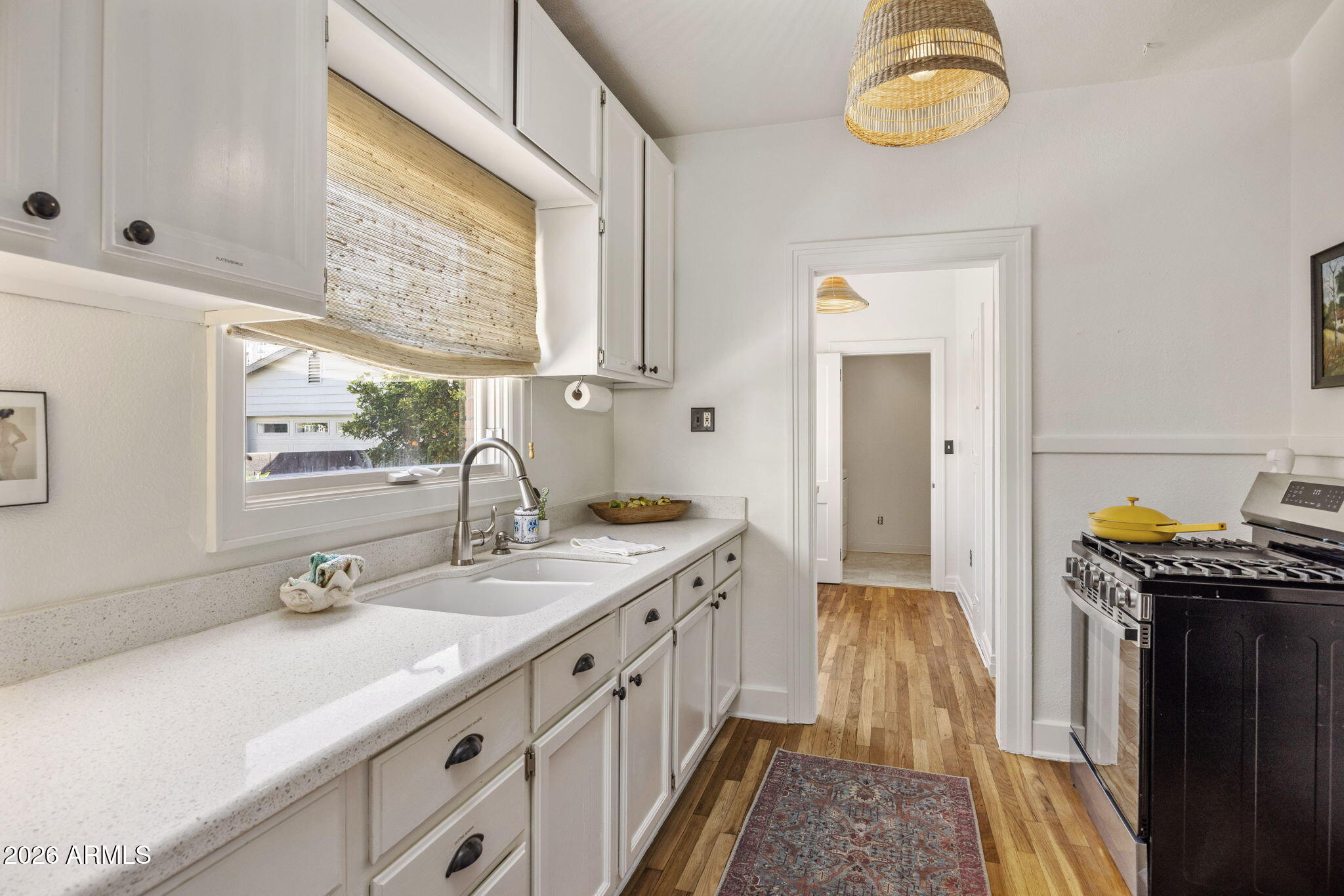 29 W WILSHIRE Drive