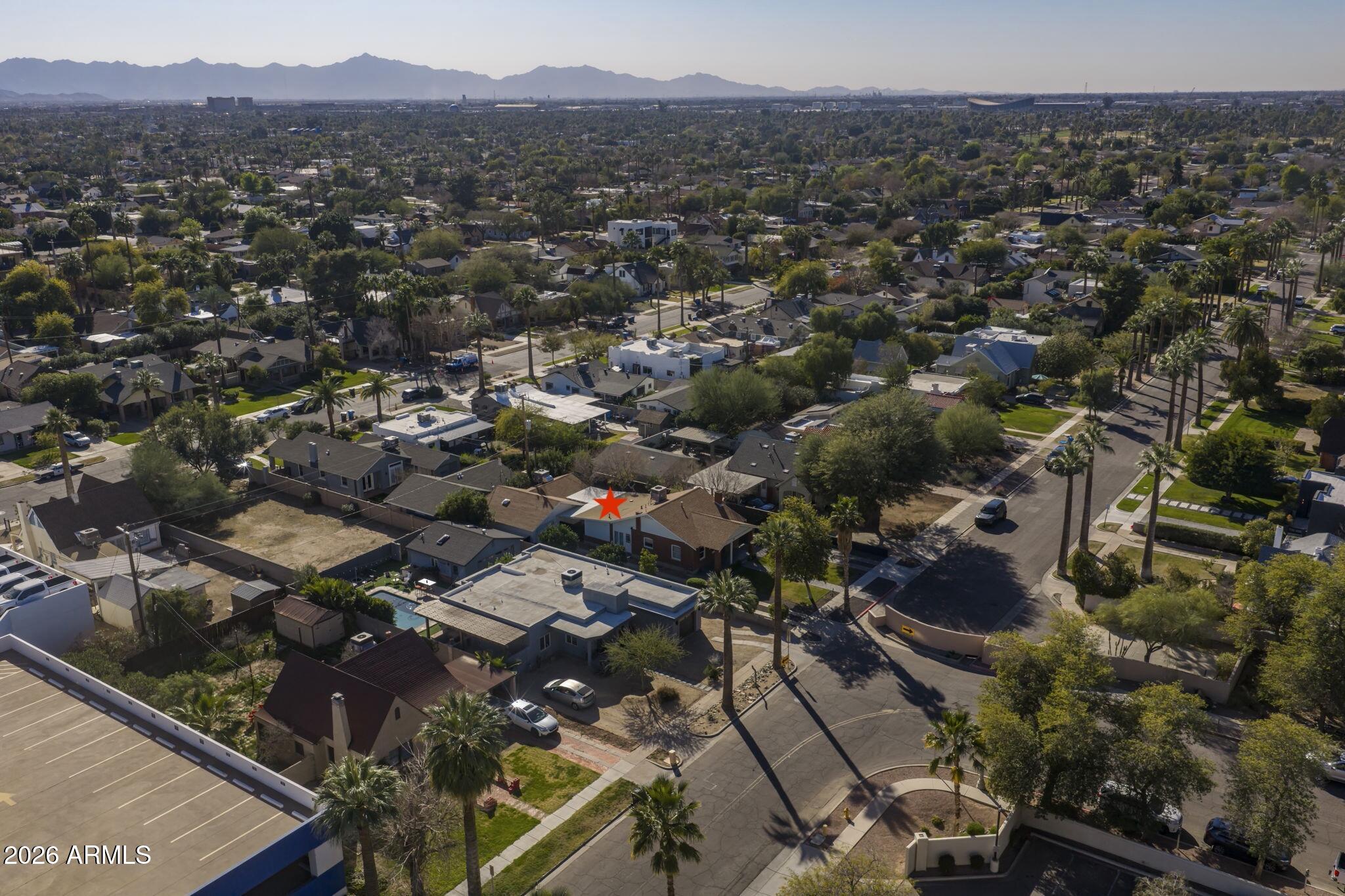 29 W WILSHIRE Drive