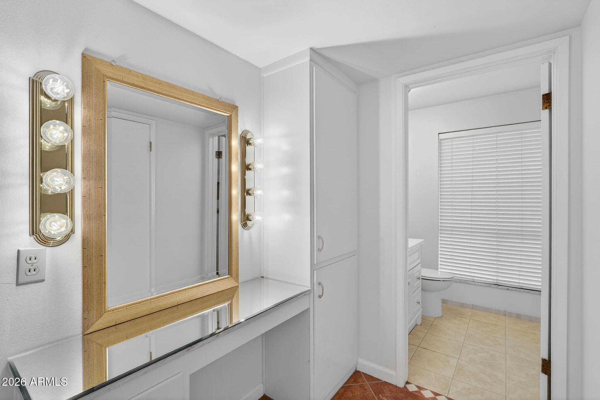 10850 W DEANNE Drive