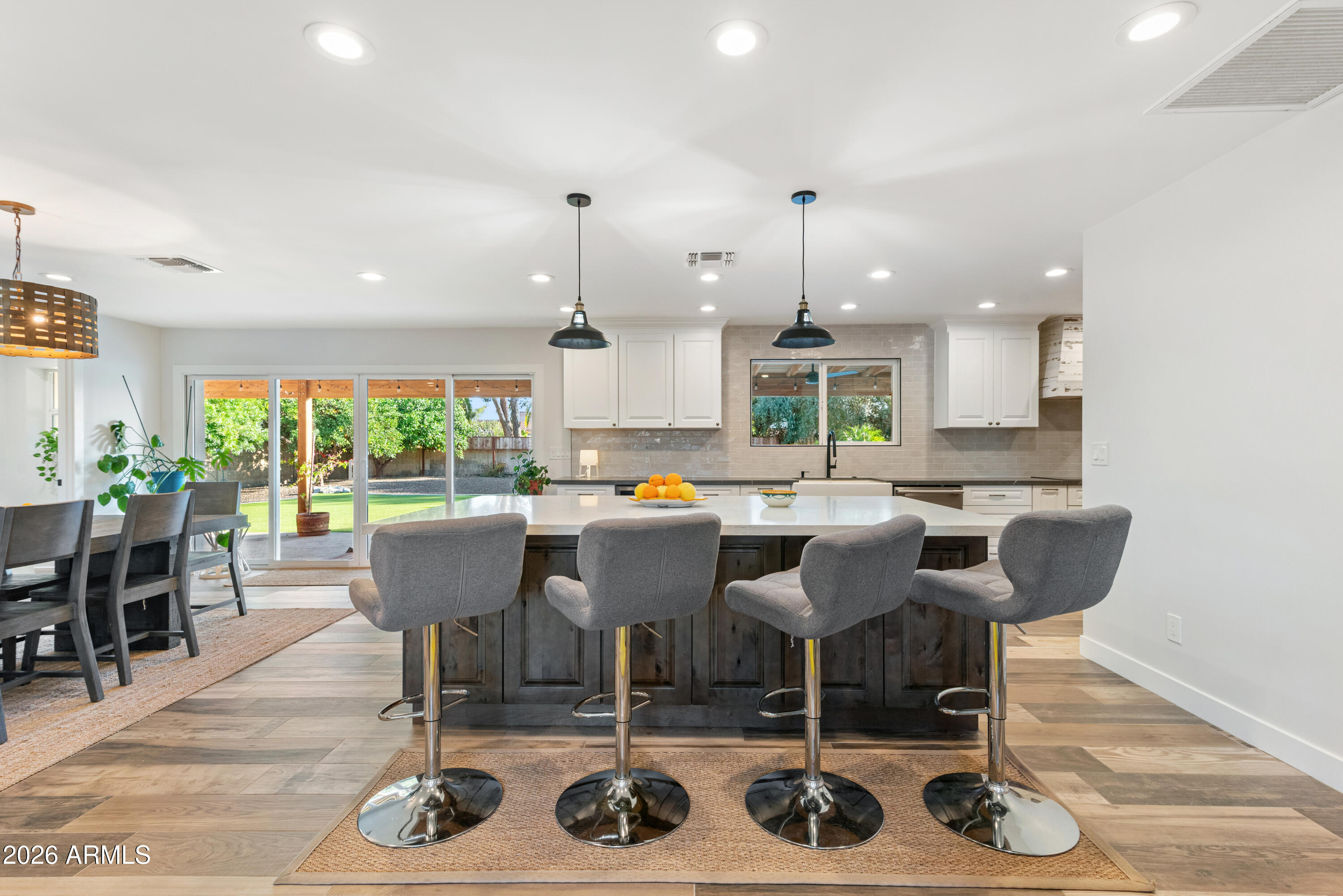 8571 E VIA DE ENCANTO